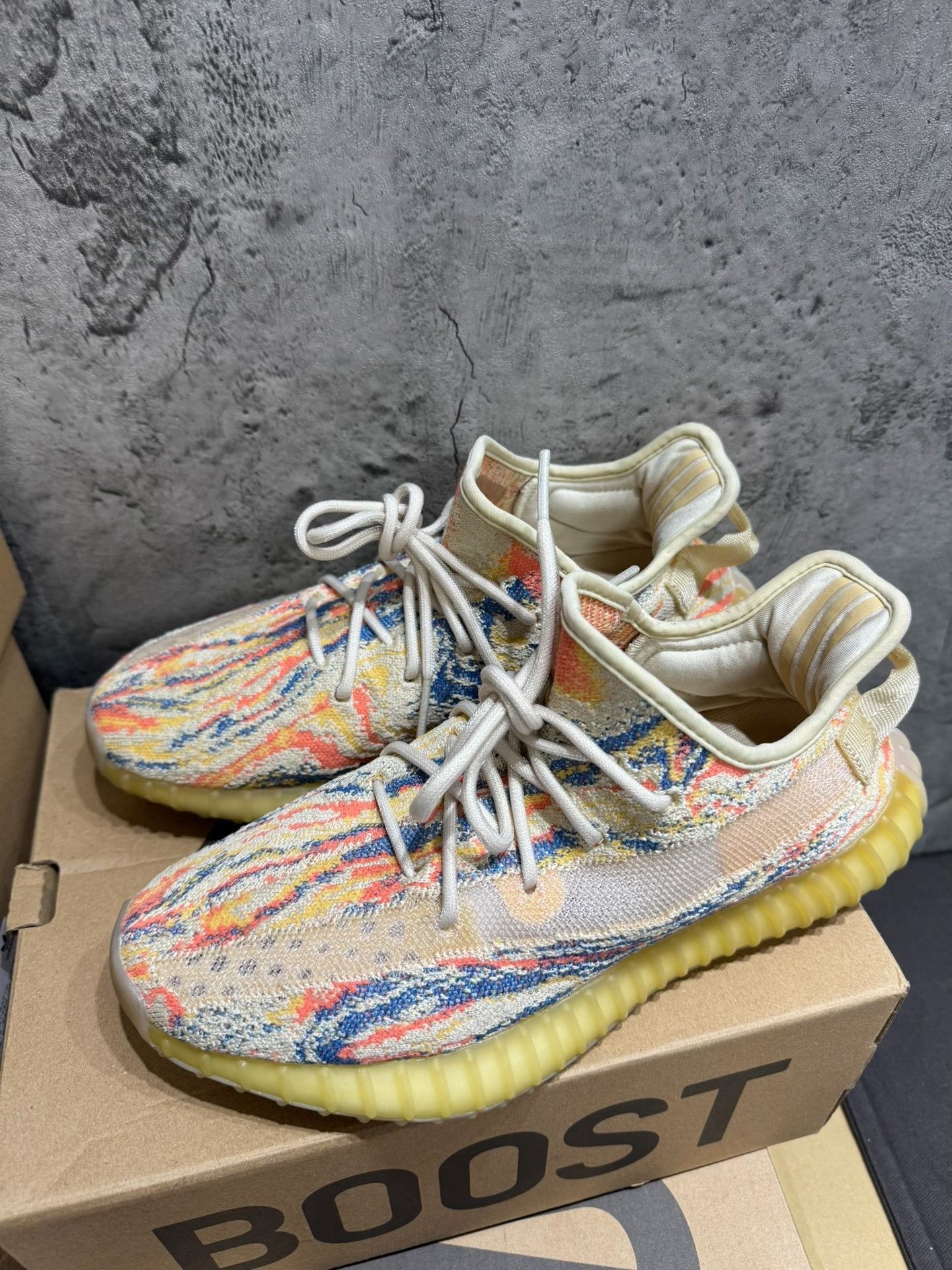 Adidas Adidas YEEZY350 Multi Lowtop Sneakers 42 Men Size US 9 / EU 42 - 1 Thumbnail