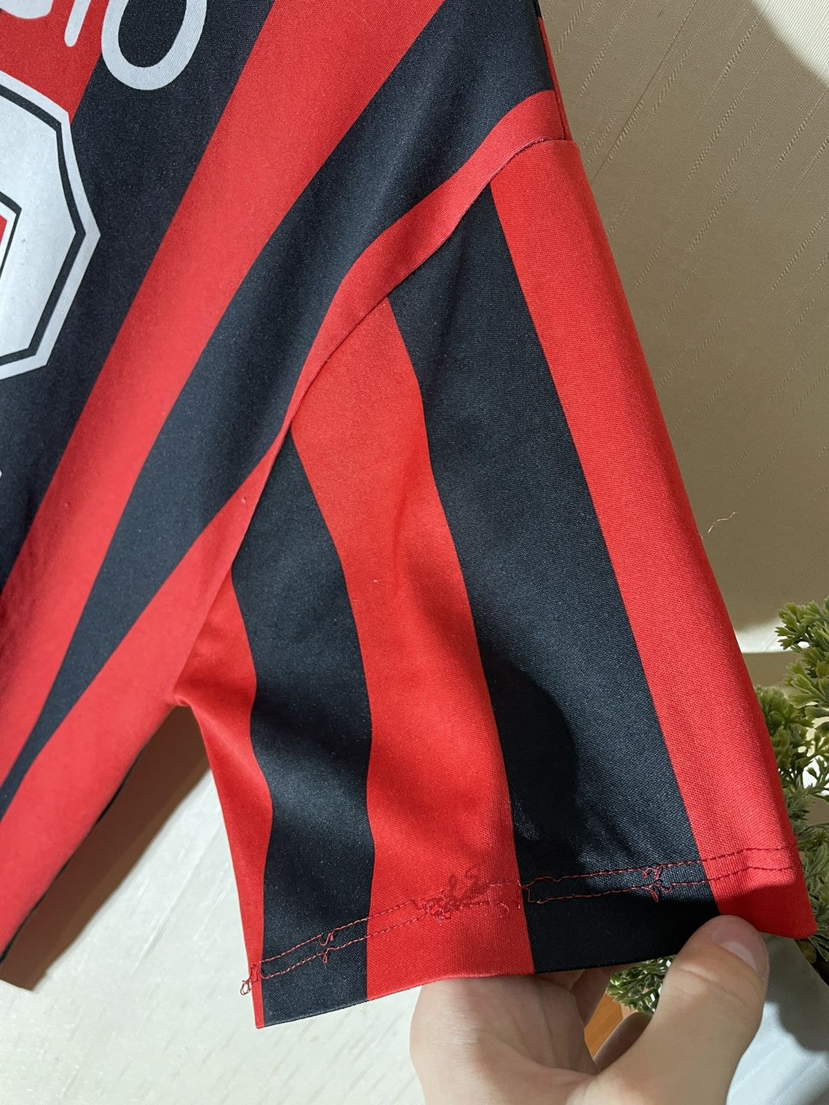 Vintage Baggio #18 Milan retro y2k jersey 90s Size US XL / EU 56 / 4 - 9 Thumbnail