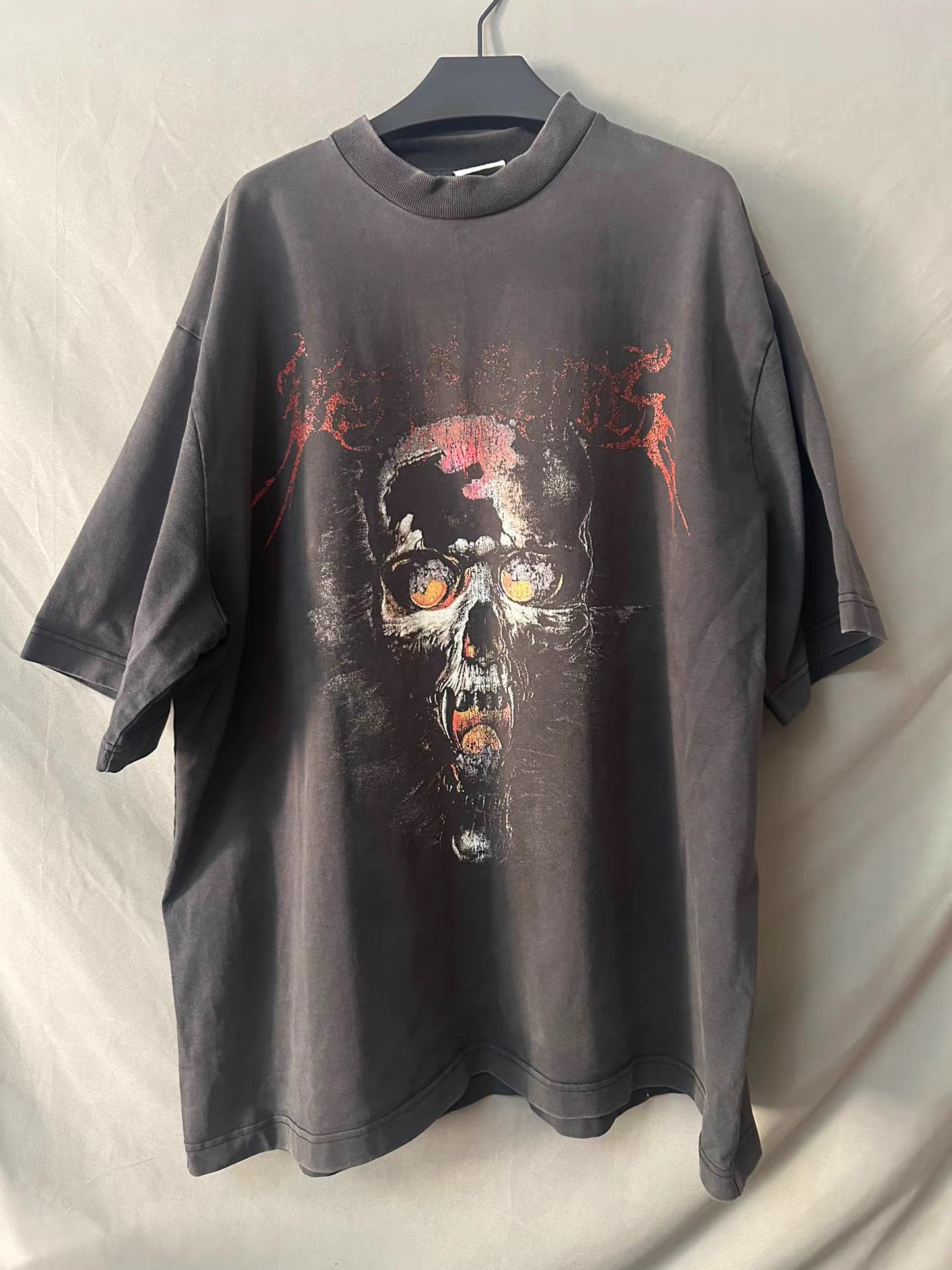 Vetements Vetements Front Ghost Face 18SS T-shirt Size US XS / EU 42 / 0 - 1 Thumbnail