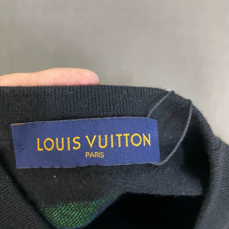 Louis Vuitton Louis Vuitton Black piano key short sleeve Size US M / EU 48-50 / 2 - 5 Thumbnail