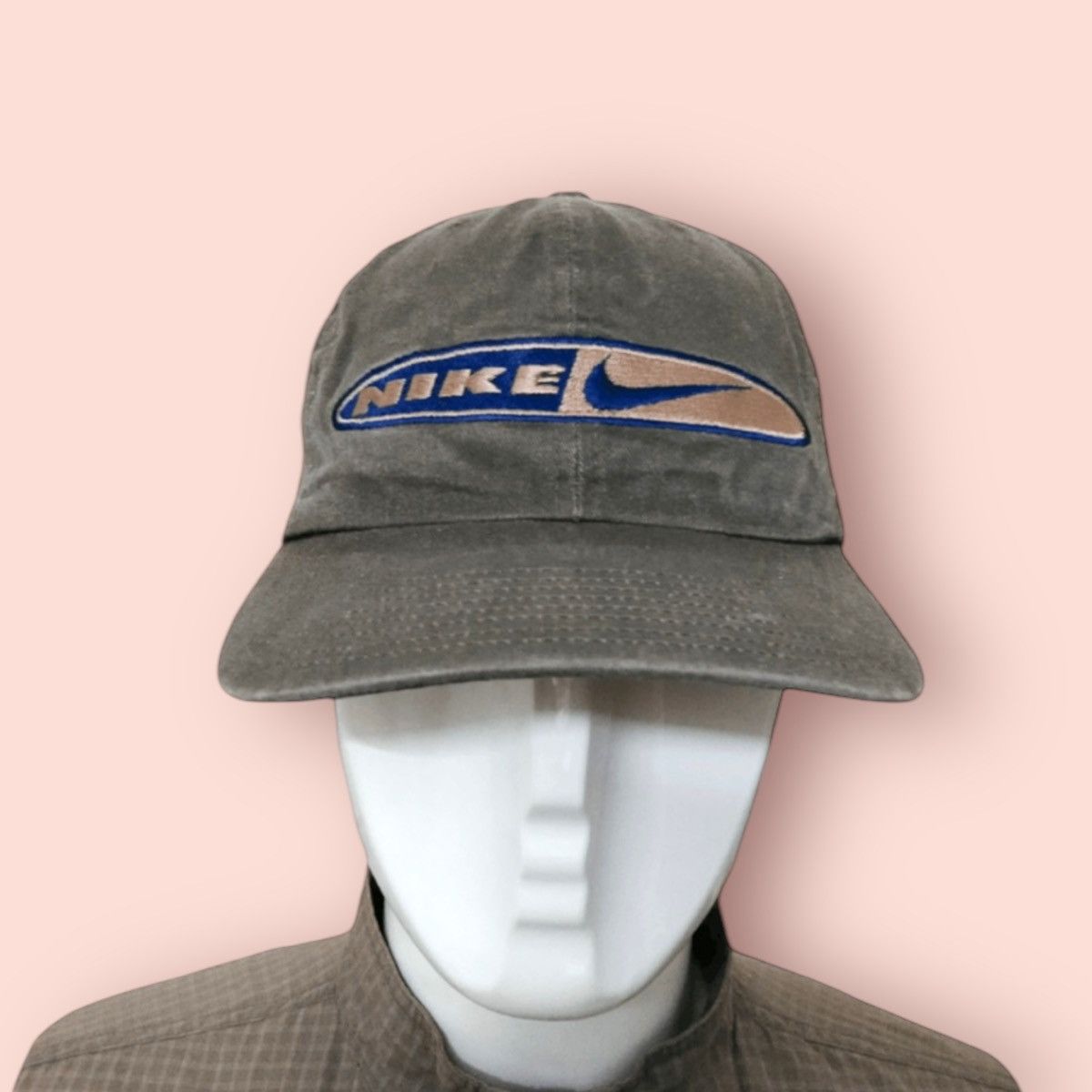 Nike VINTAGE NIKE EMBROIDERED SWOOSH STRAPBACK Size ONE SIZE - 7 Thumbnail
