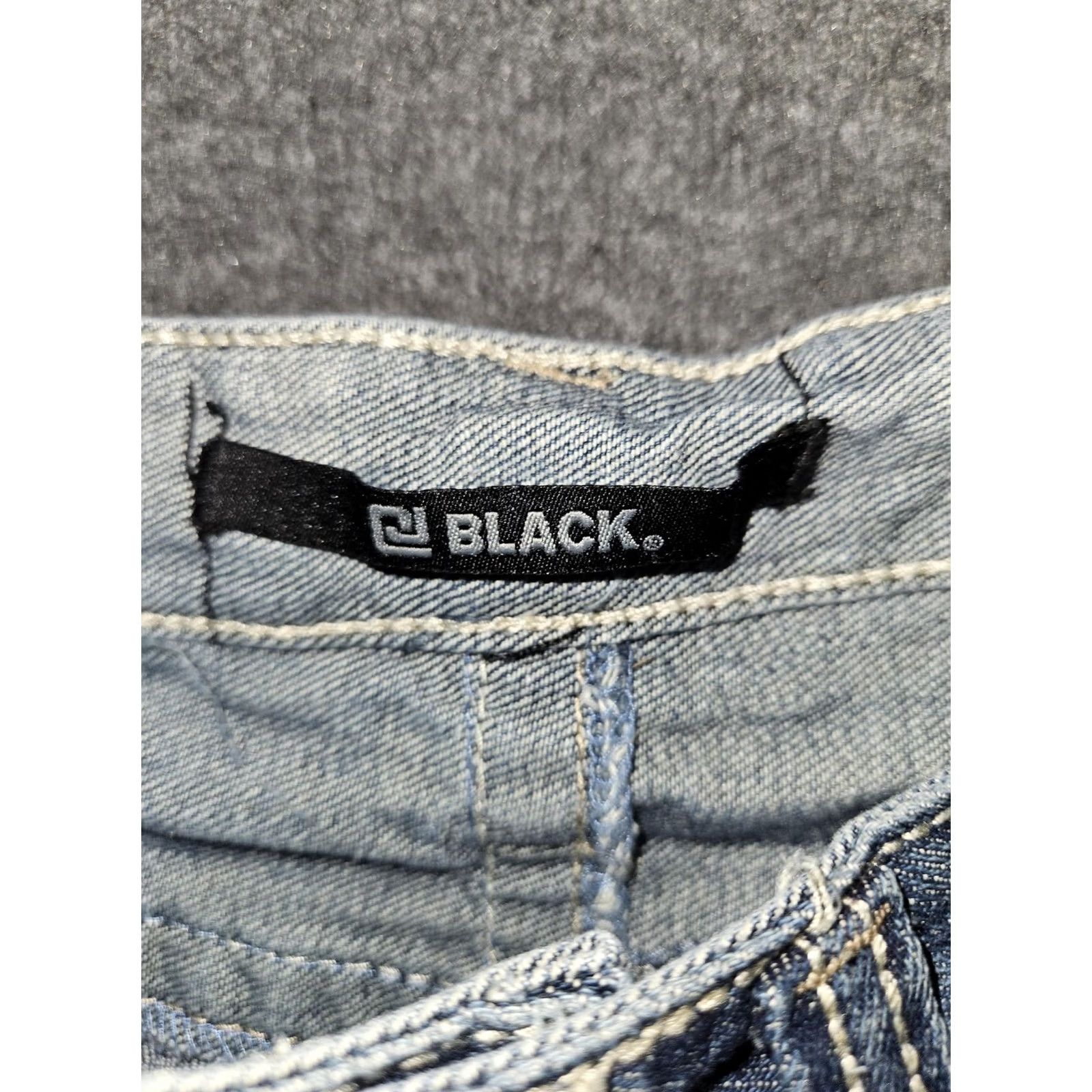 Vintage BLACK. Jeans Mens 32x30 Blue Distressed Straight Leg 100% Cotton Mid Rise Size US 32 / EU 48 - 2 Thumbnail