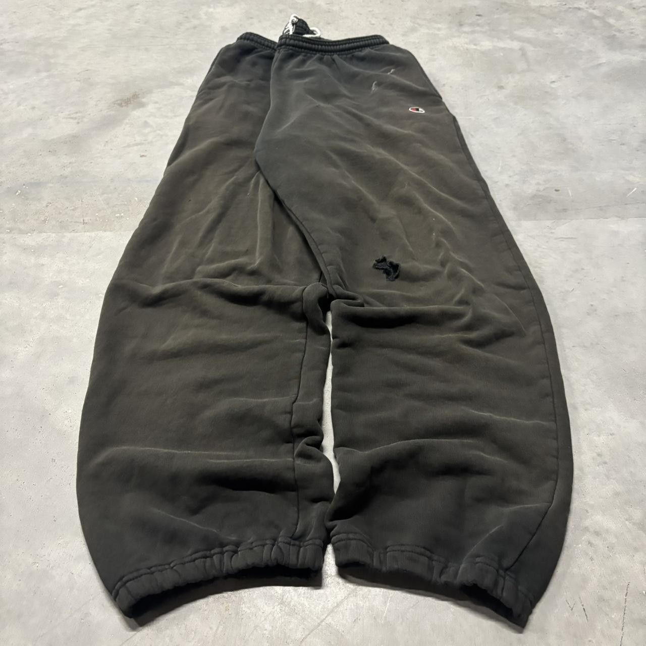 Japanese Brand × Vintage Crazy Vintage Y2K/2000s Baggy Faded Black Skater Sweatpants! Size US 34 / EU 50 - 3 Thumbnail