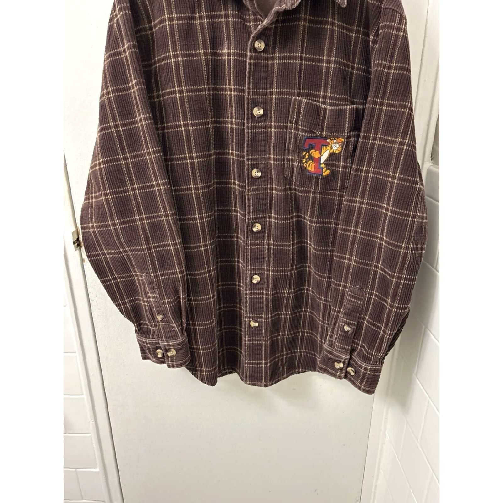 Disney VINTAGE Walt Disney World Corduroy Shirt Mens S Brown Tigger Plaid Button Down Size US S / EU 44-46 / 1 - 3 Thumbnail