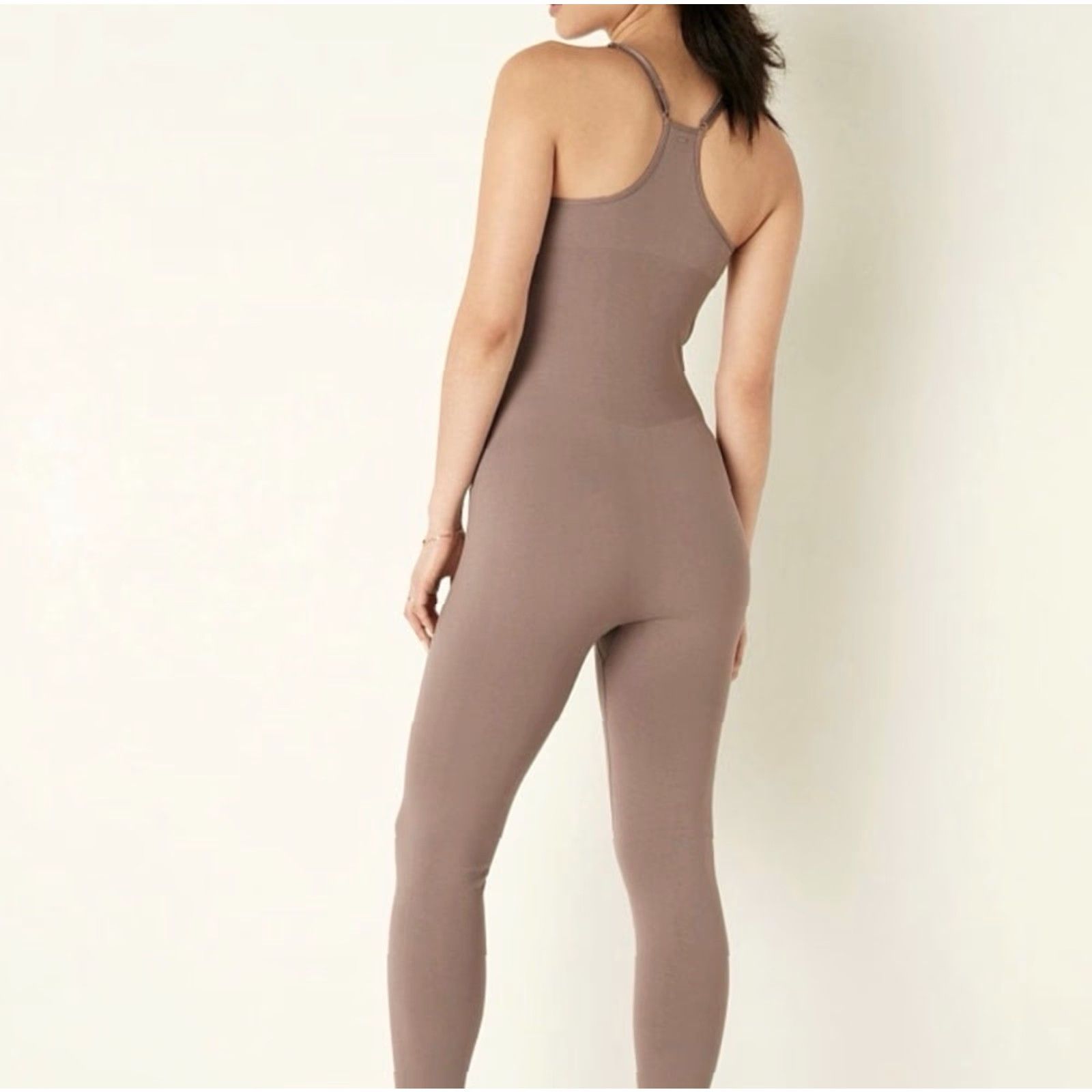 Victoria's Secret VINTAGE Victoria's Secret Pink Active Seamless Jumpsuit Brown Neutral Racerback M Beige Womens One-Piece Sleeveless Pullover Size 32" / US 10 / IT 46 - 2 Thumbnail