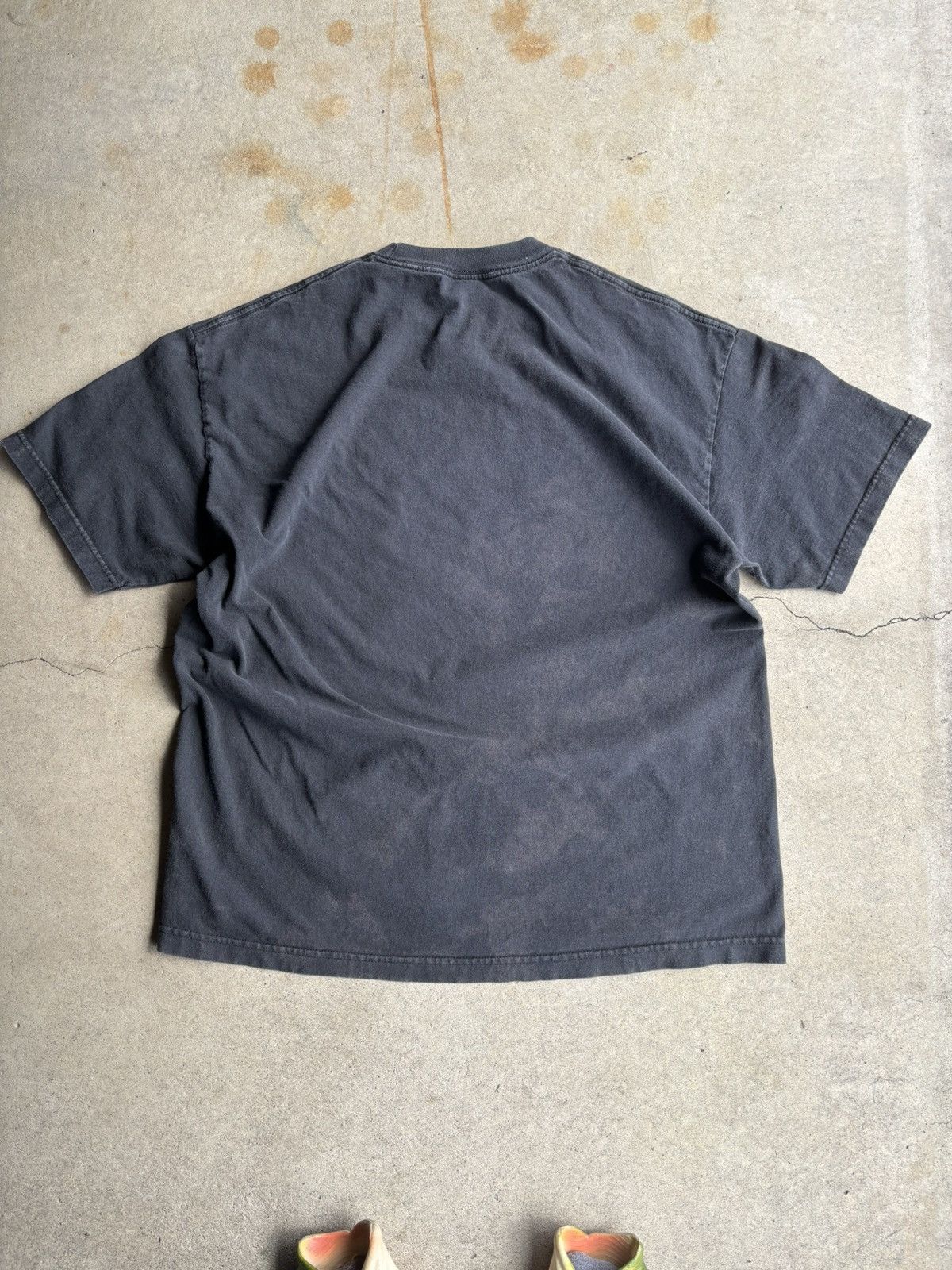Band Tees × Vintage Crazy 90s Elvis Presley Boxy Faded Black Hawaii Shirt Size US XL / EU 56 / 4 - 2 Thumbnail