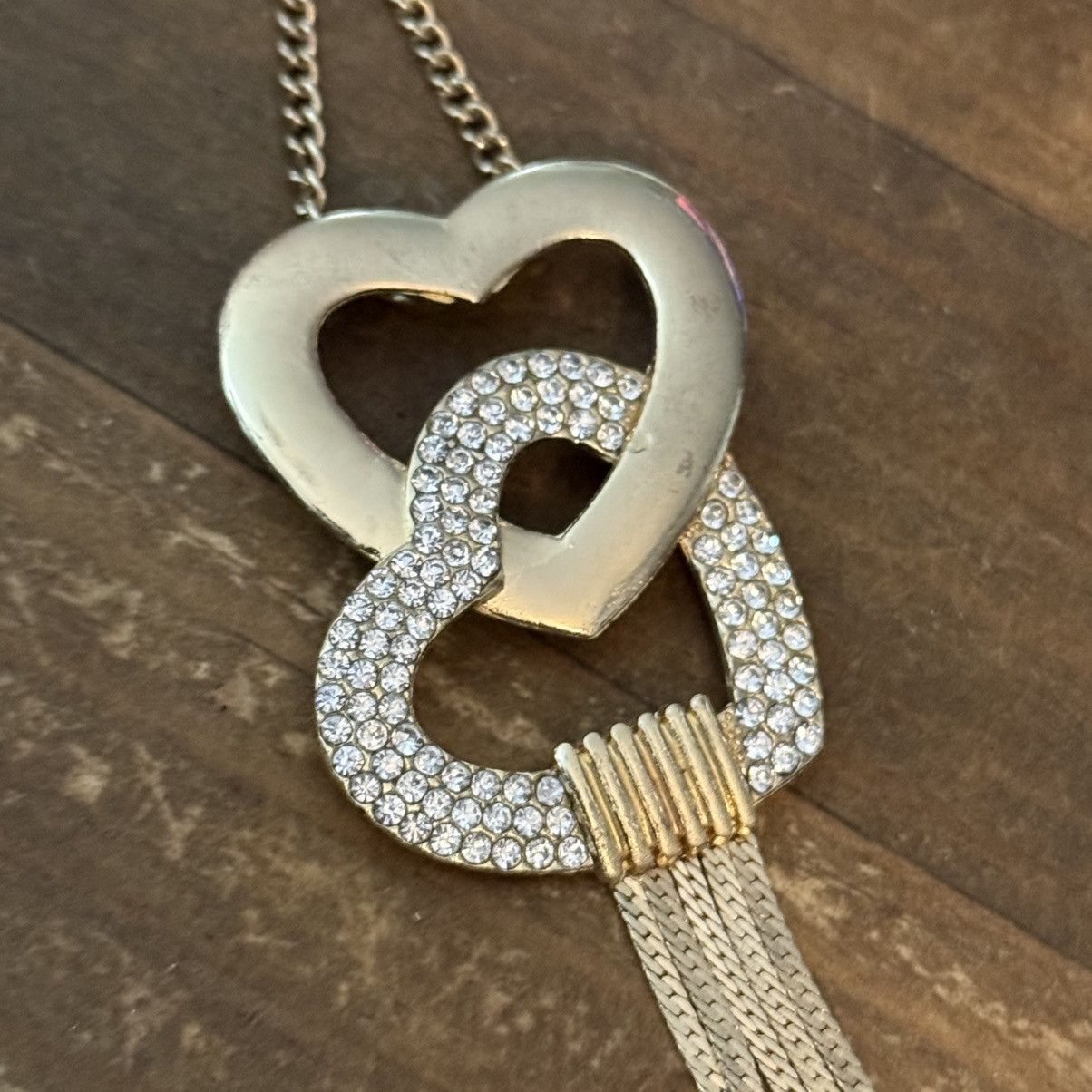 Other Gold tone intertwined hearts fringe necklace Size ONE SIZE - 4 Thumbnail