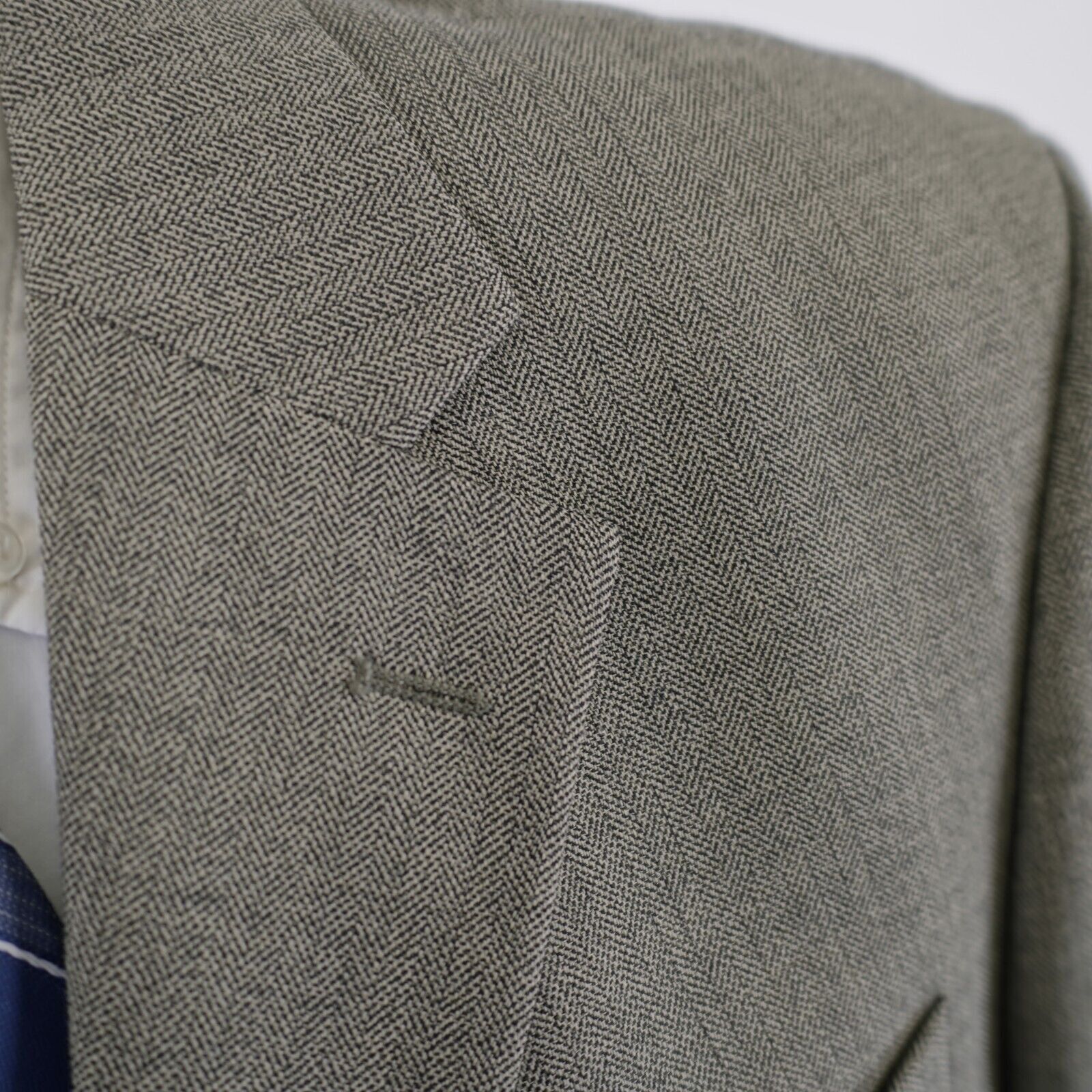 Oscar De La Renta Oscar De La Renta Tweed Wool Herringbone 40R Gray W/ Hint Of Size 40R - 2 Thumbnail