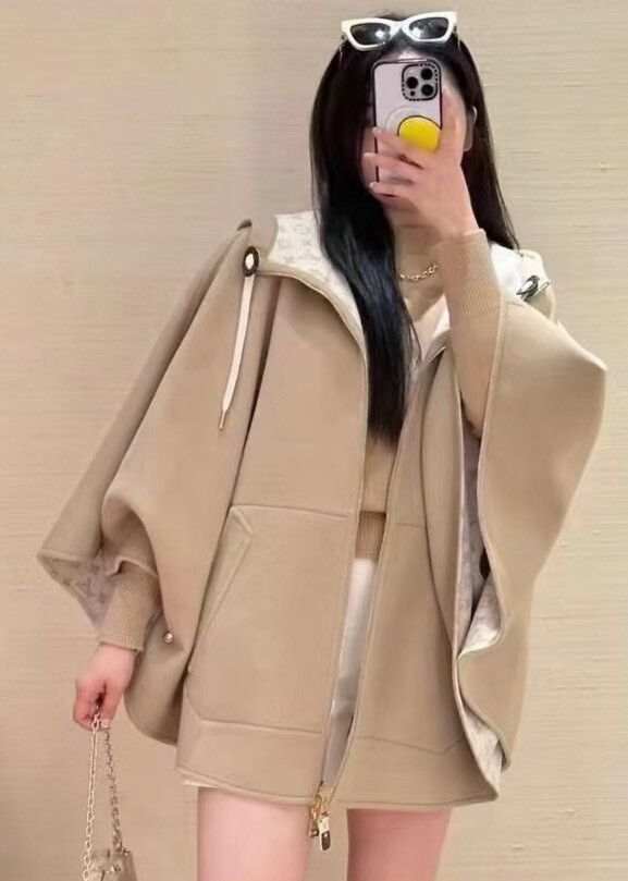 Louis Vuitton LV Monogram Lined Hooded Cashmere Cape Size L / US 10 / IT 46 - 1 Thumbnail