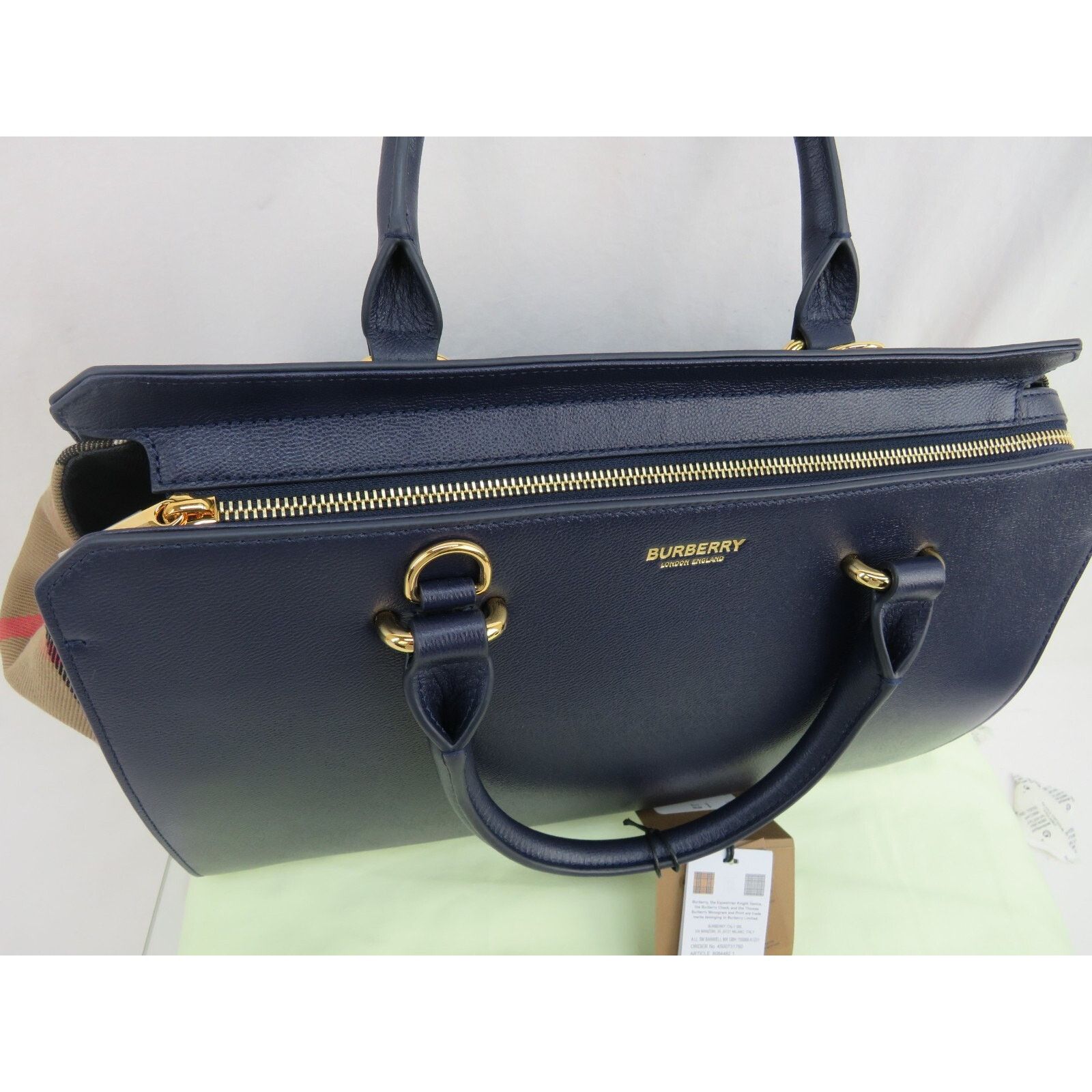Burberry BURBERRY BANWELL DARK BLUE LEATHER CHECK SHOULDER BAG $2K Size ONE SIZE - 9 Thumbnail