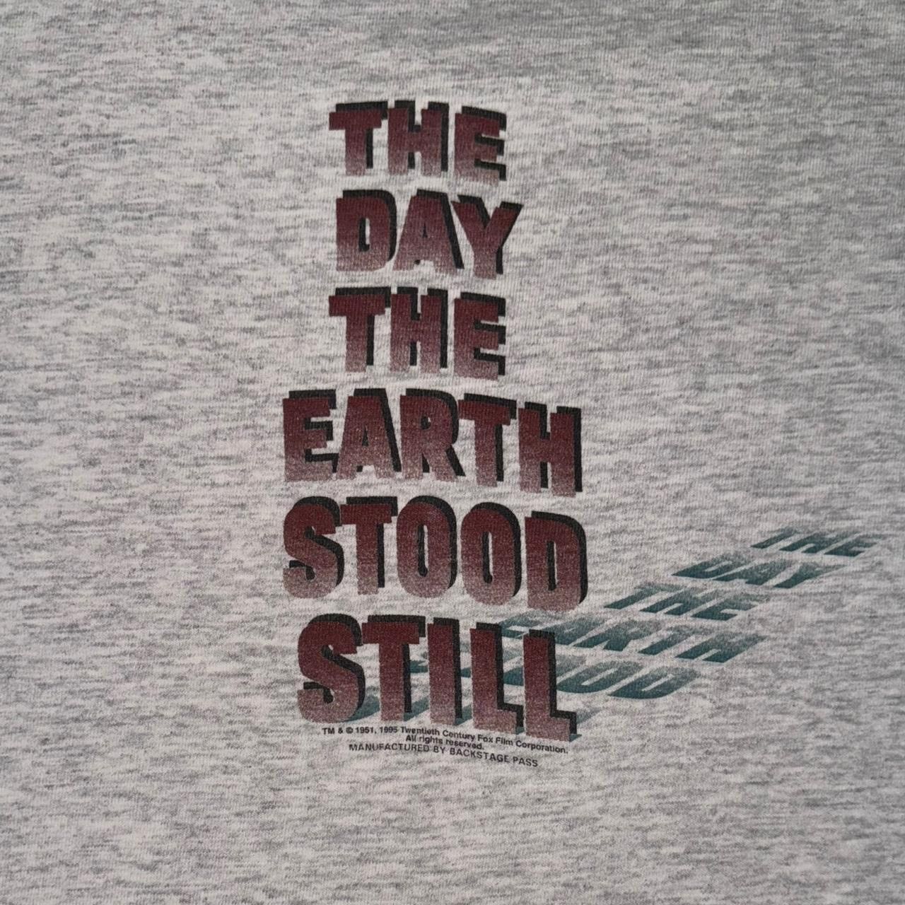 Vintage 1995 The Day The Earth Stood Still Movie Promo Archive Tee Size US L / EU 52-54 / 3 - 7 Thumbnail