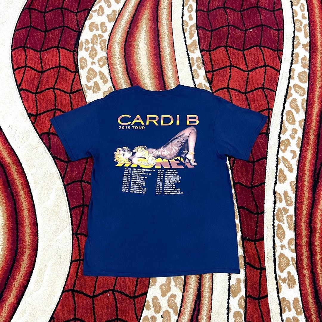Band Tees Vintage 2019 Cardi B Naked Pussy Tour T Shirt Size US L / EU 52-54 / 3 - 4 Thumbnail