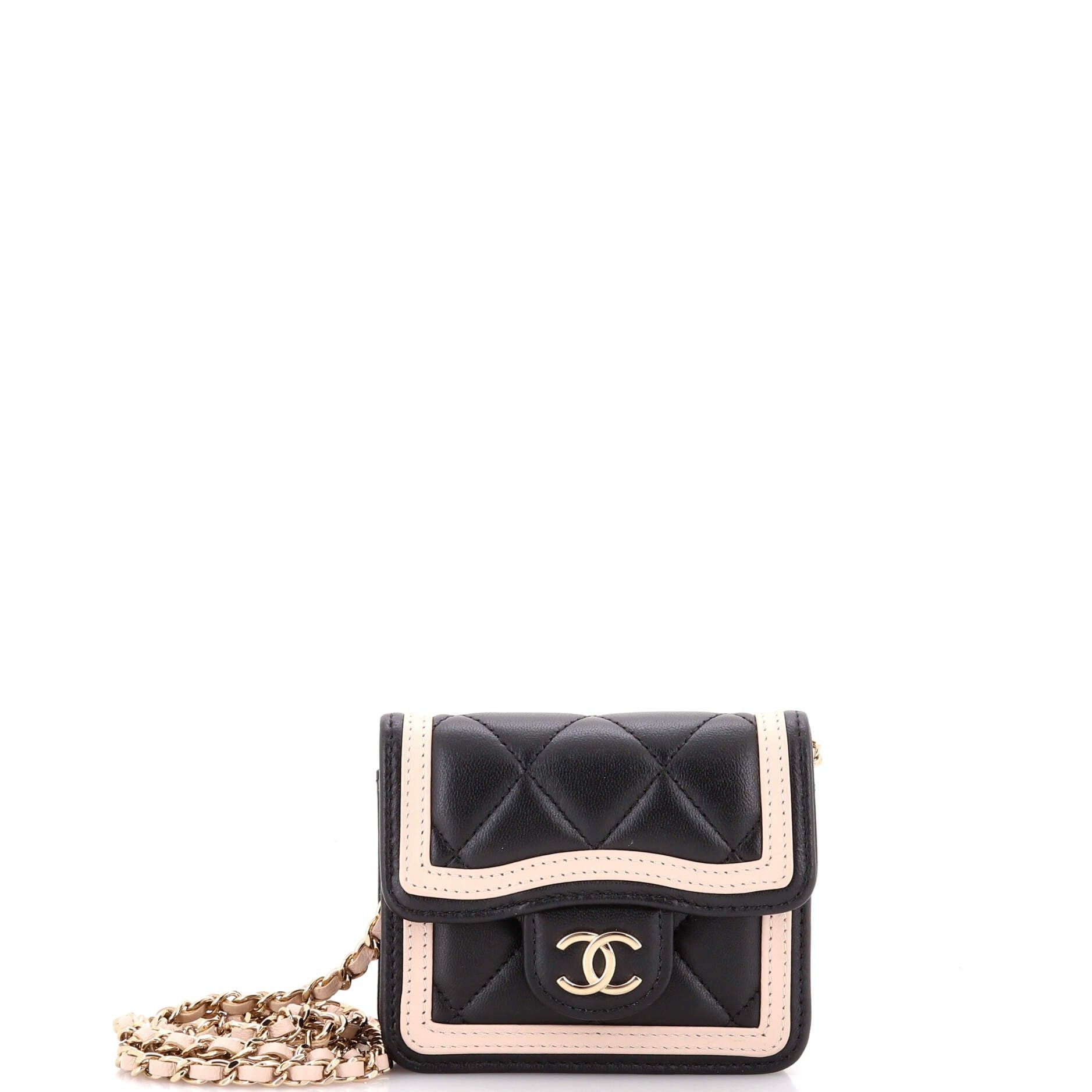 Chanel Strip On CC Flap Clutch with Chain Size ONE SIZE - 1 Thumbnail
