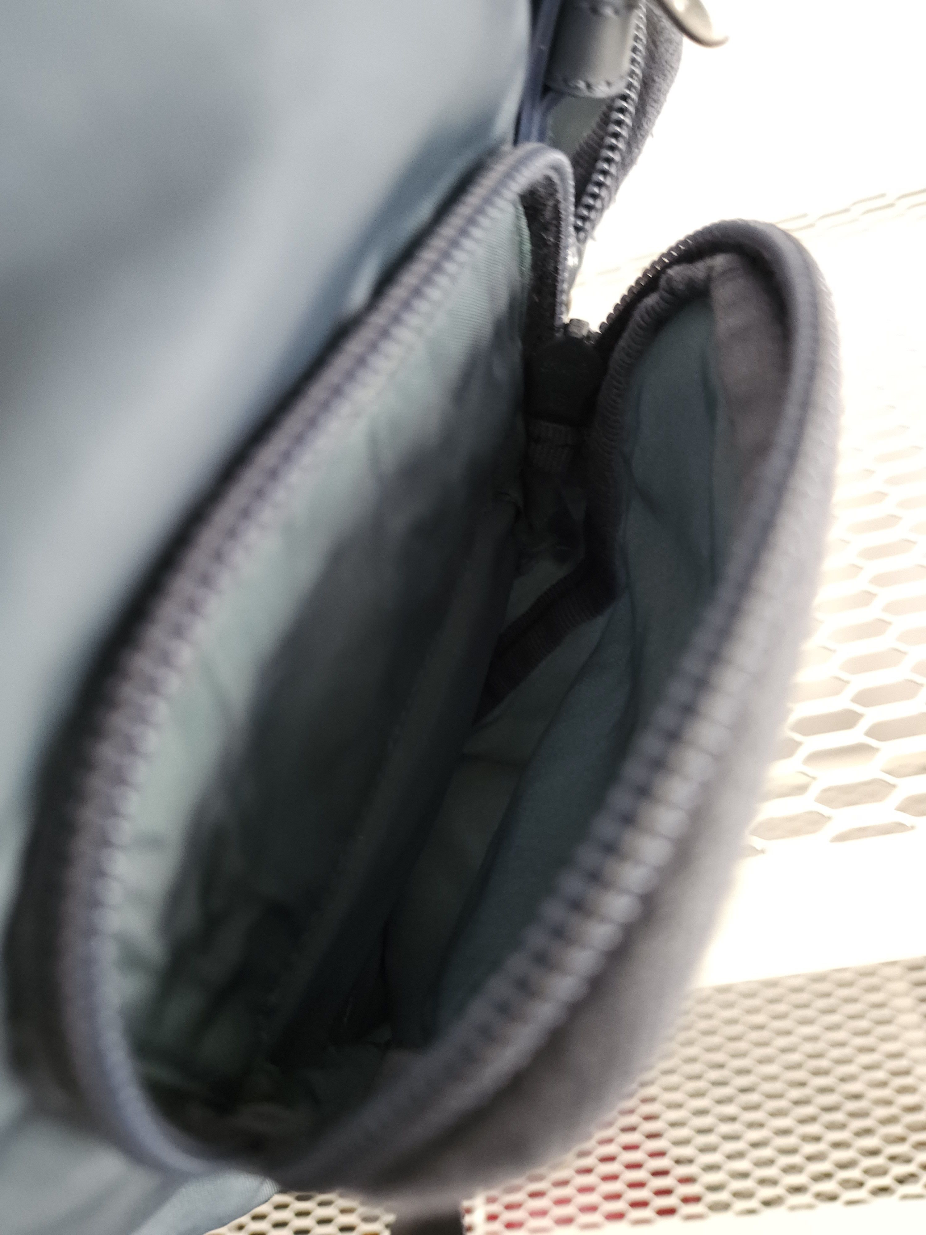 Prada Vintage 90s Prada nylon triangle logo mini cargo backpack Size ONE SIZE - 19 Thumbnail