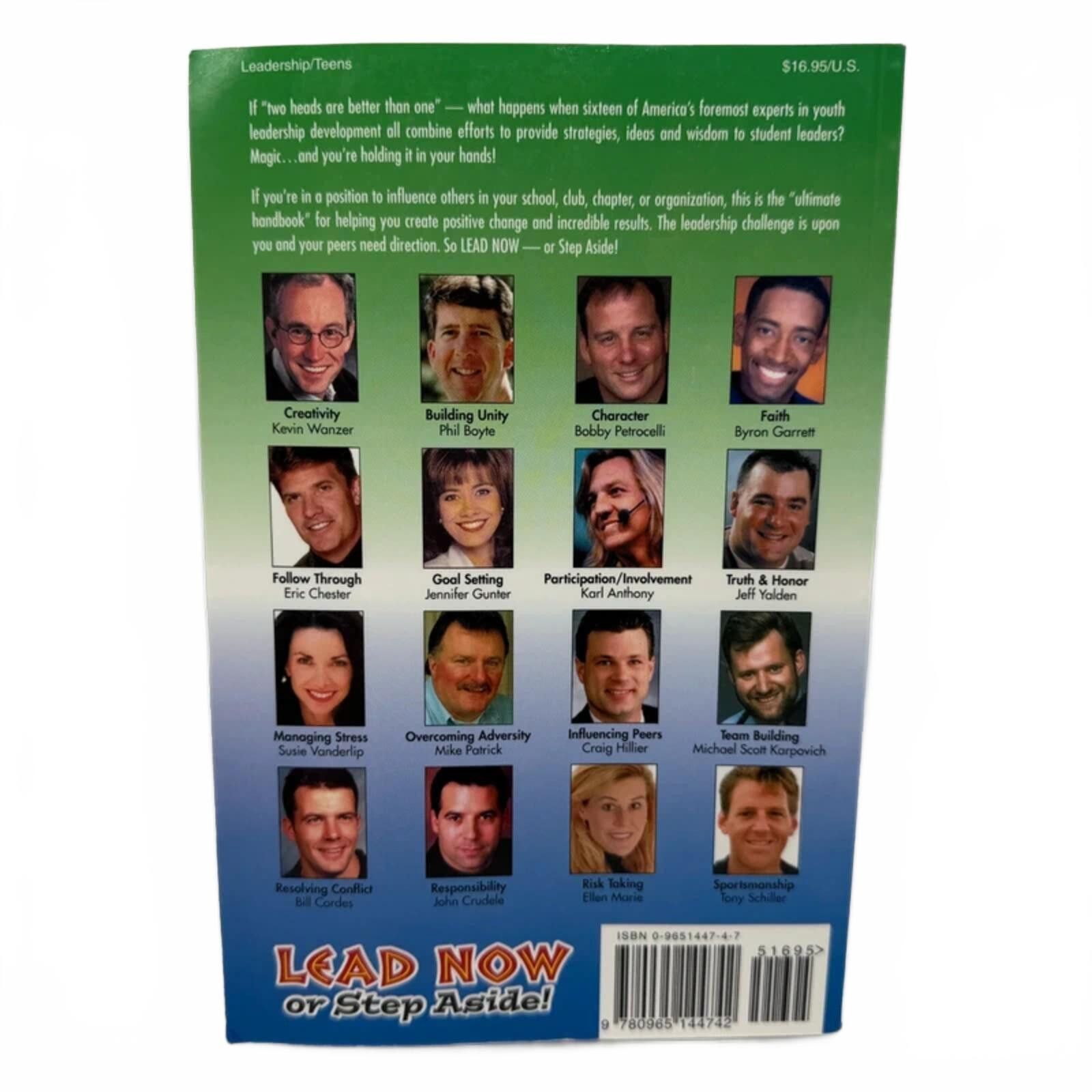 Other Lead Now or Step Aside - C Kevin Wanzer - Paperback Size ONE SIZE - 2 Thumbnail
