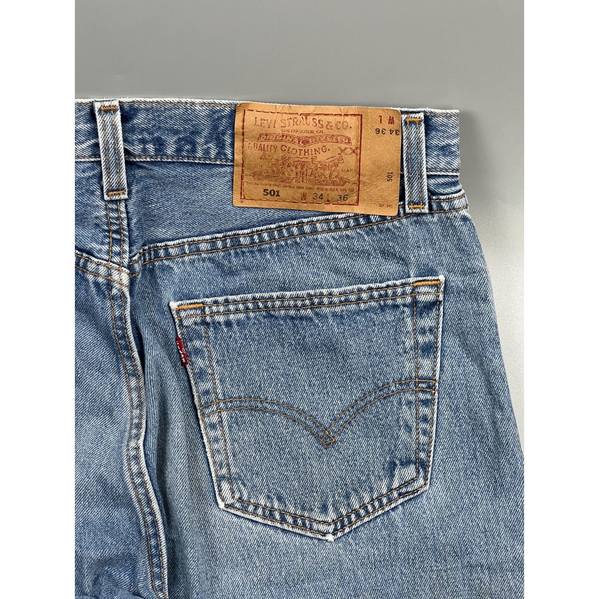 Levi's Levi’s 501 Light Wash Denim Jeans Pants (Y0889) Size US 34 / EU 50 - 10 Thumbnail