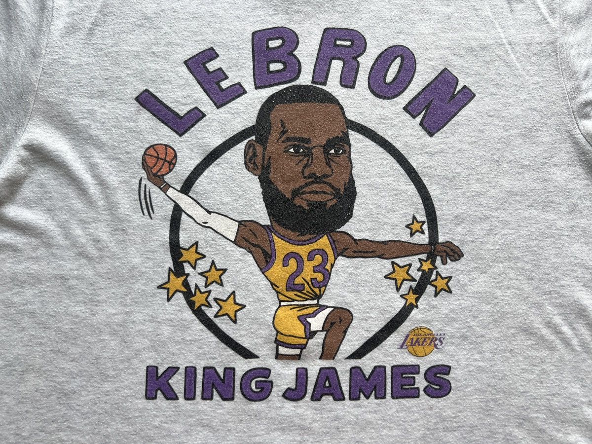 NBA Lakers : Lebron King James Los Angeles Size US L / EU 52-54 / 3 - 5 Thumbnail