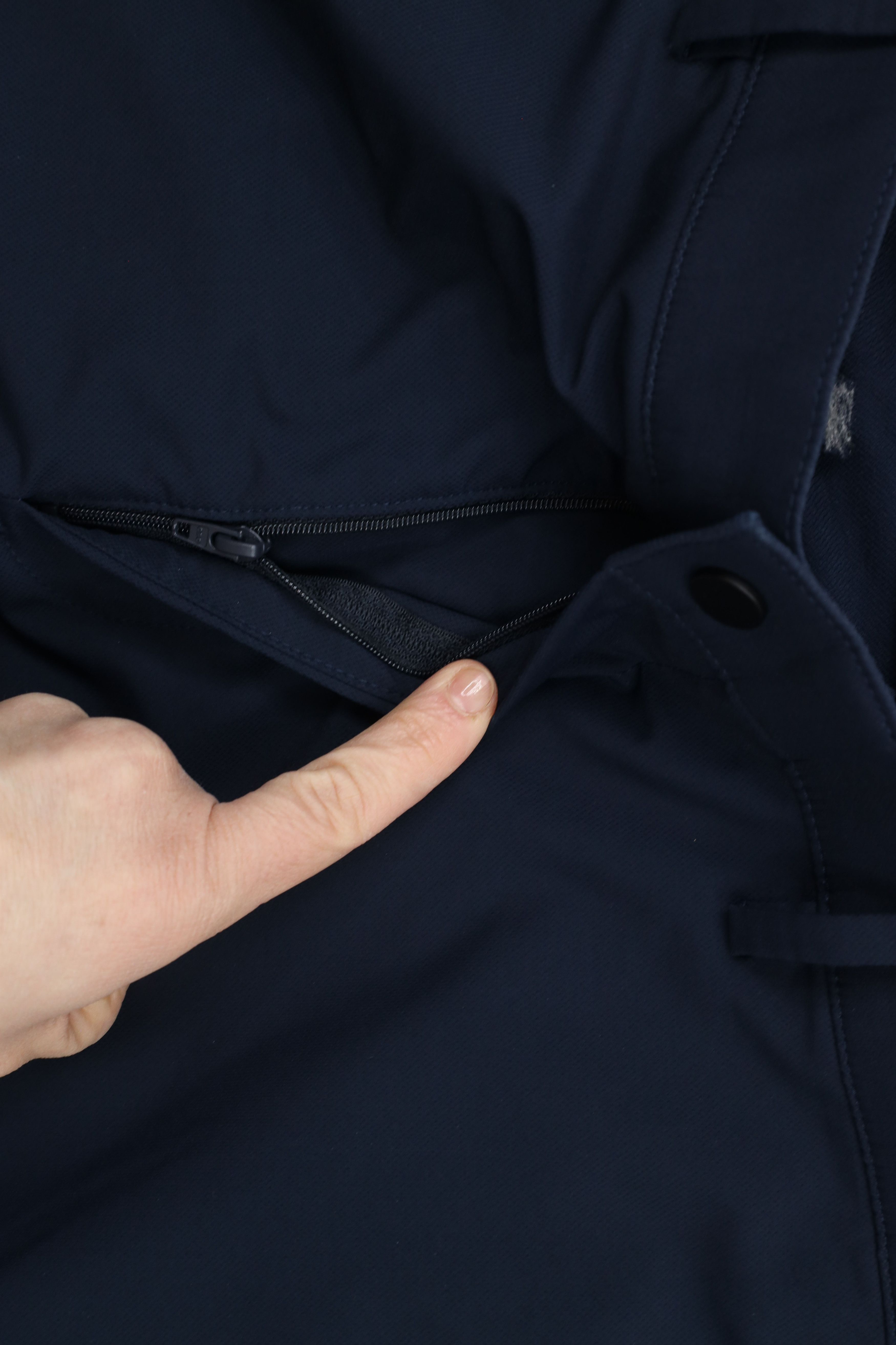Banana Republic × Vintage Banana Republic Tech Straight Leg Chino Pants Trousers Blue Size US 36 / EU 52 - 5 Thumbnail