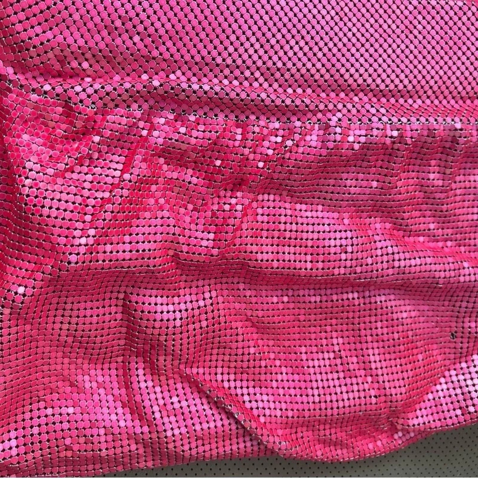 Bcbgmaxazria BCBGMAXAZRIA Brighton clutch, neon pink Size ONE SIZE - 5 Thumbnail