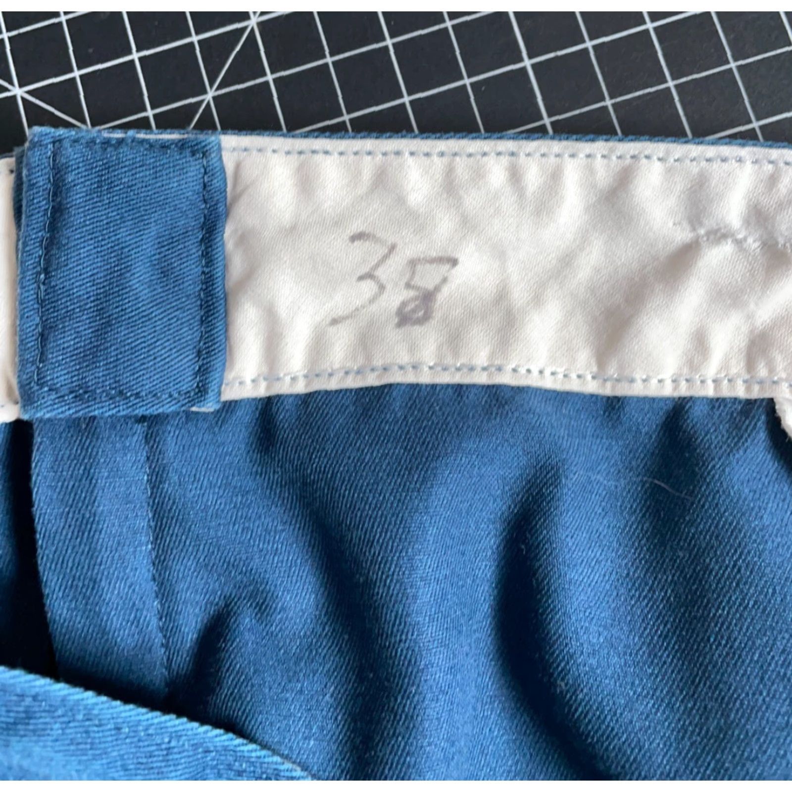 Dickies VINTAGE Dickies Work Pants Mens 36 x 28 Blue Lightweight Straight Leg Chino Workwear 90s Mens Size US 36 / EU 52 - 4 Thumbnail