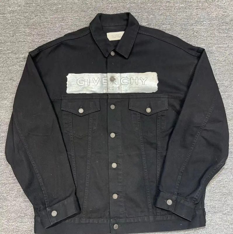 Givenchy Givenchy Black Denim Jacket for Men 0089 Size US L / EU 52-54 / 3 - 1 Thumbnail