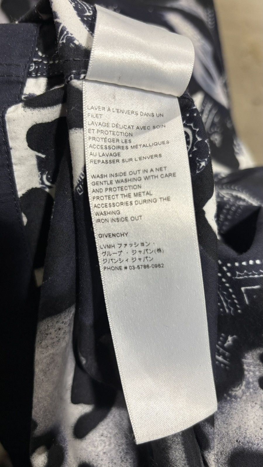 Chito × Givenchy Givenchy Chito Graffiti Bandana Button Up Size US M / EU 48-50 / 2 - 17 Thumbnail