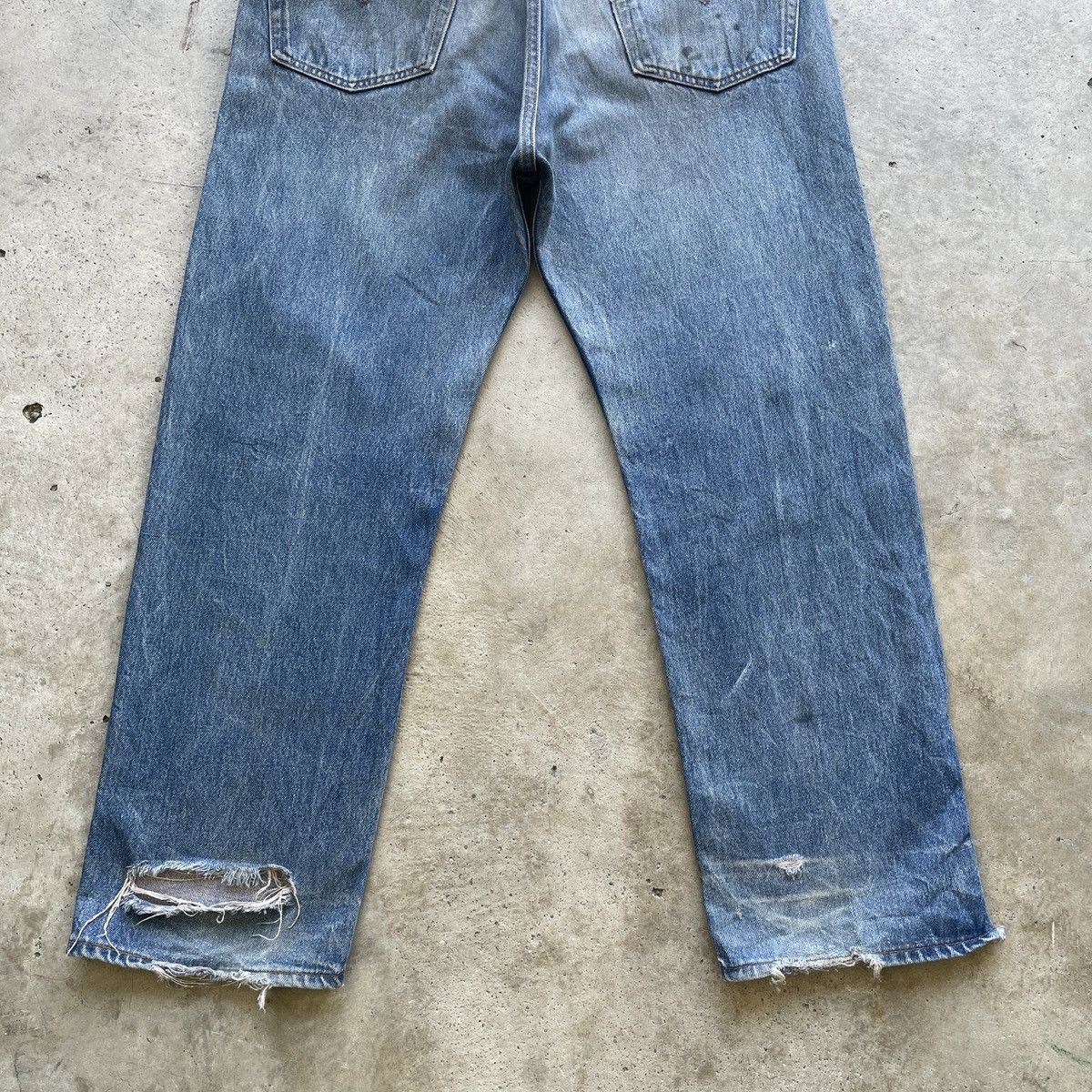 Levi's 90s Vintage Levi’s 501 Mudwash Jeans Faded Pants Denim W39 Size US 39 - 12 Thumbnail