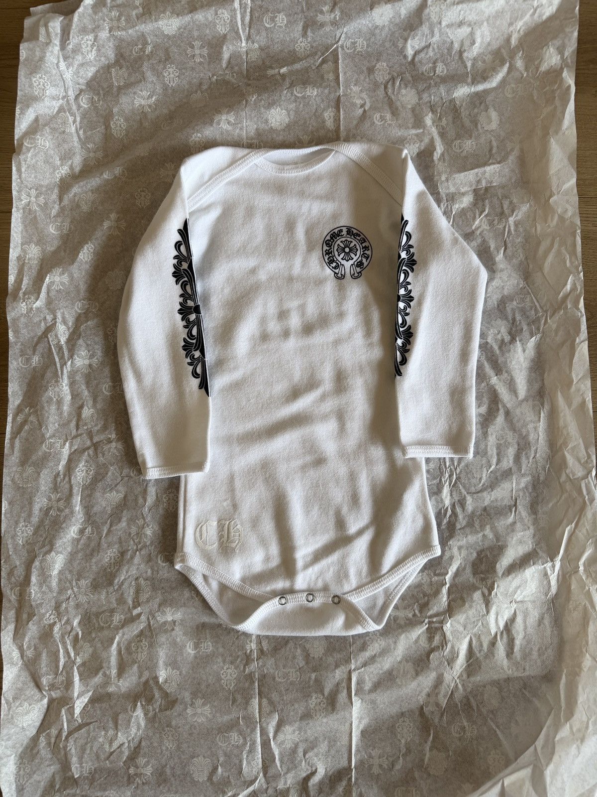 Chrome Hearts CHROME HEARTS ONESIE BABY Size US XXS / EU 40 - 2 Thumbnail