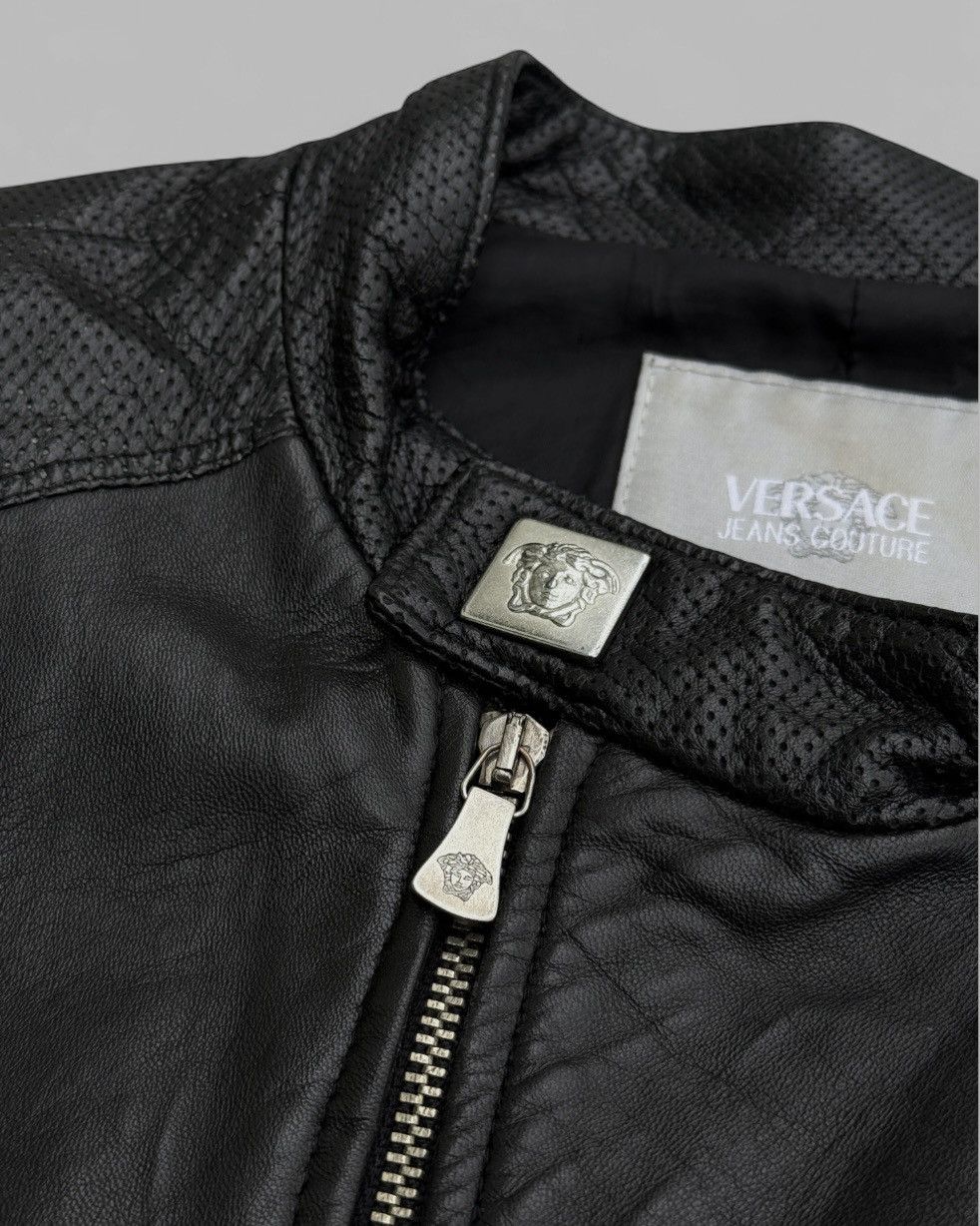 Versace Rare Vintage Versace Side Zip Medusa Details Biker Jacket Size US M / EU 48-50 / 2 - 8 Thumbnail