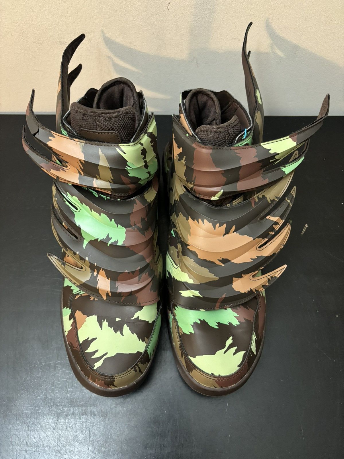 Adidas × Jeremy Scott adidas JS Jeremy Scott Wings 3.0 Sauvage Camo Size US 12 / EU 45 - 2 Thumbnail