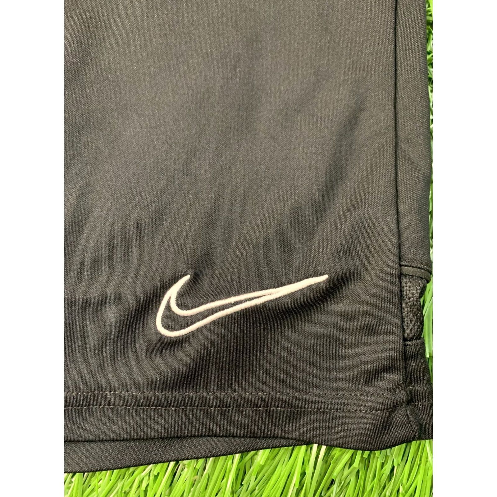 Nike Nike Dri-FIT Academy Training Shorts L Black 2022 Mens Size US 33 - 2 Thumbnail