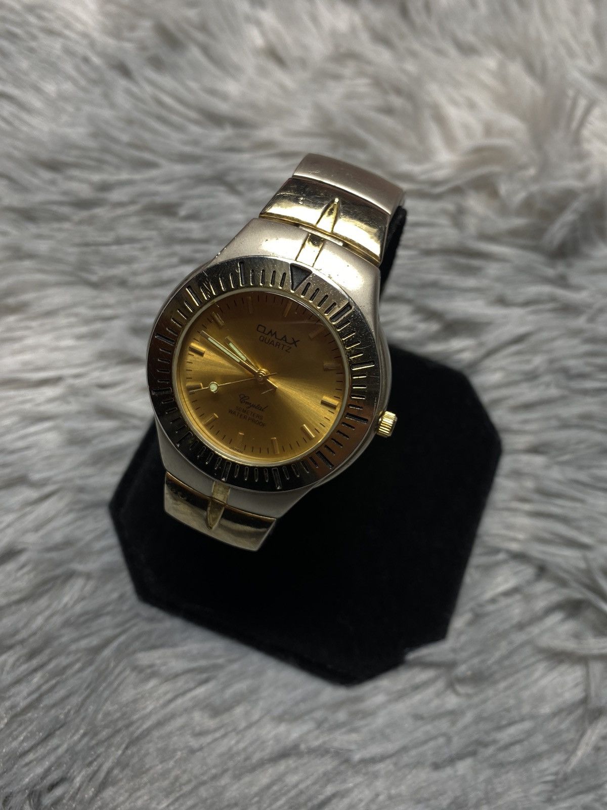 Vintage Omax Quartz Gold-Tone Waterproof Watch | Japanese Brand Size ONE SIZE - 2 Thumbnail