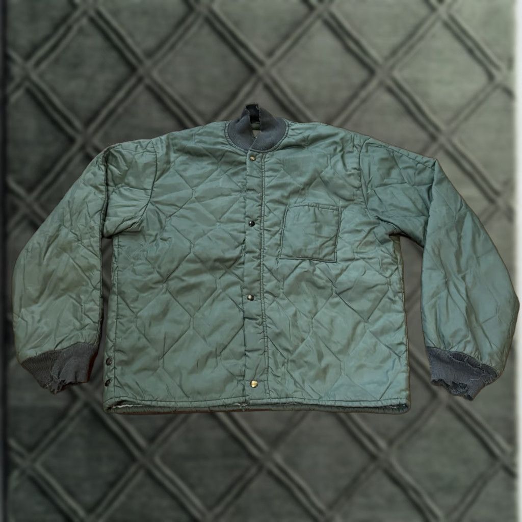 Vintage VINTAGE USAF CWU-9/P Quilted Jacket Mens M Arctic Insulated 70s Size US M / EU 48-50 / 2 - 1 Thumbnail