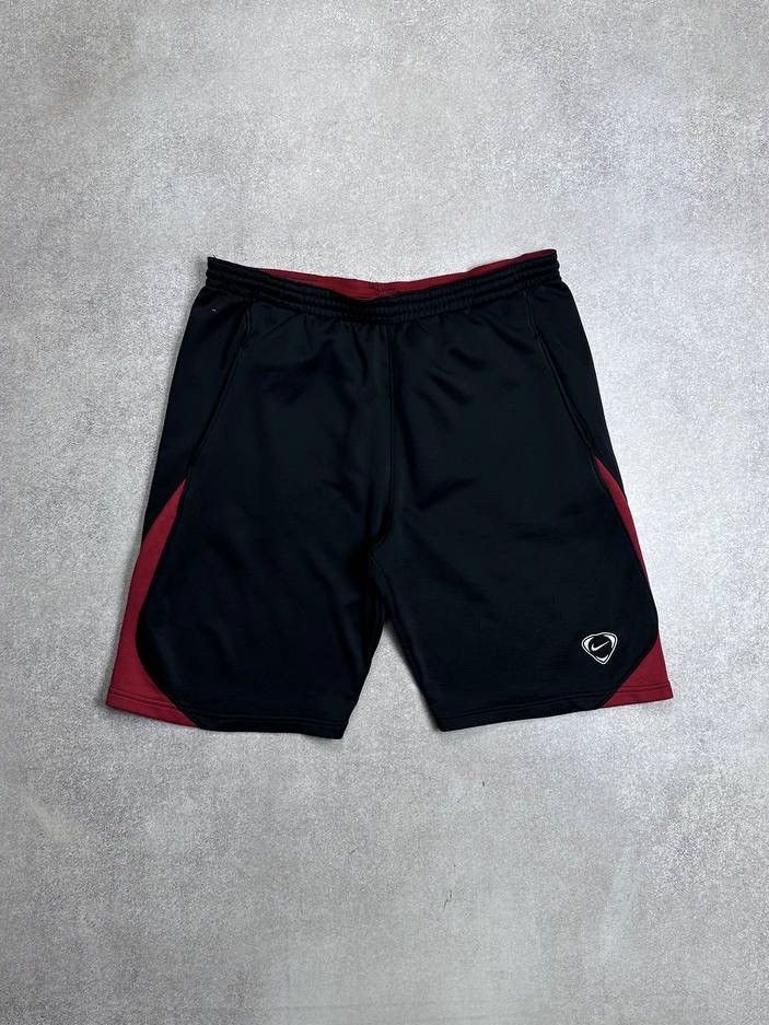 Nike × Vintage Vintage Nike TN+ Style Sportwear Shorts Jorts Y2K L Size US 34 / EU 50 - 1 Thumbnail
