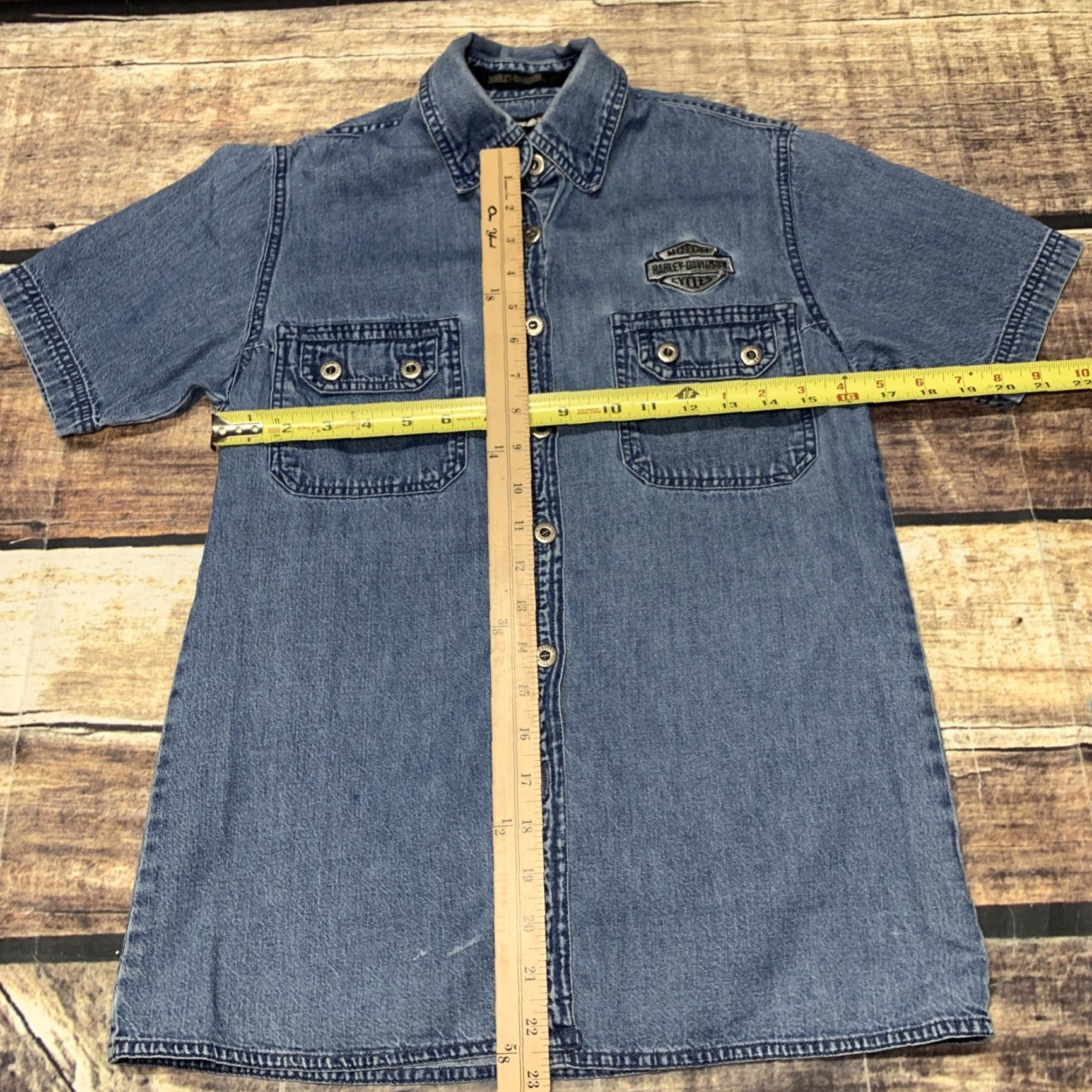 Harley Davidson Harley-Davidson Women's Denim Button Down Shirt Short Sleeve Logo Cotton Small Blue Size S / US 4 / IT 40 - 4 Thumbnail