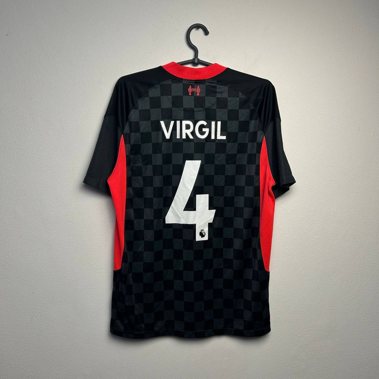 Nike Mens Nike Liverpool Virgil Van Dijk 4 home soccer jersey Size US M / EU 48-50 / 2 - 11 Thumbnail