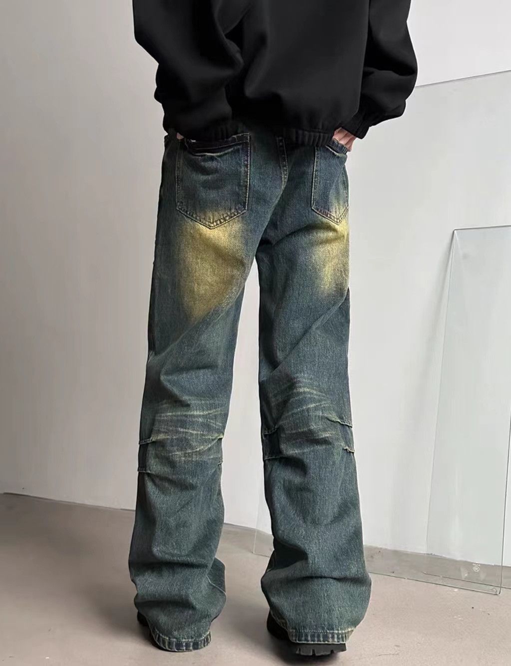Vintage loose washed pleated bootcut jeans