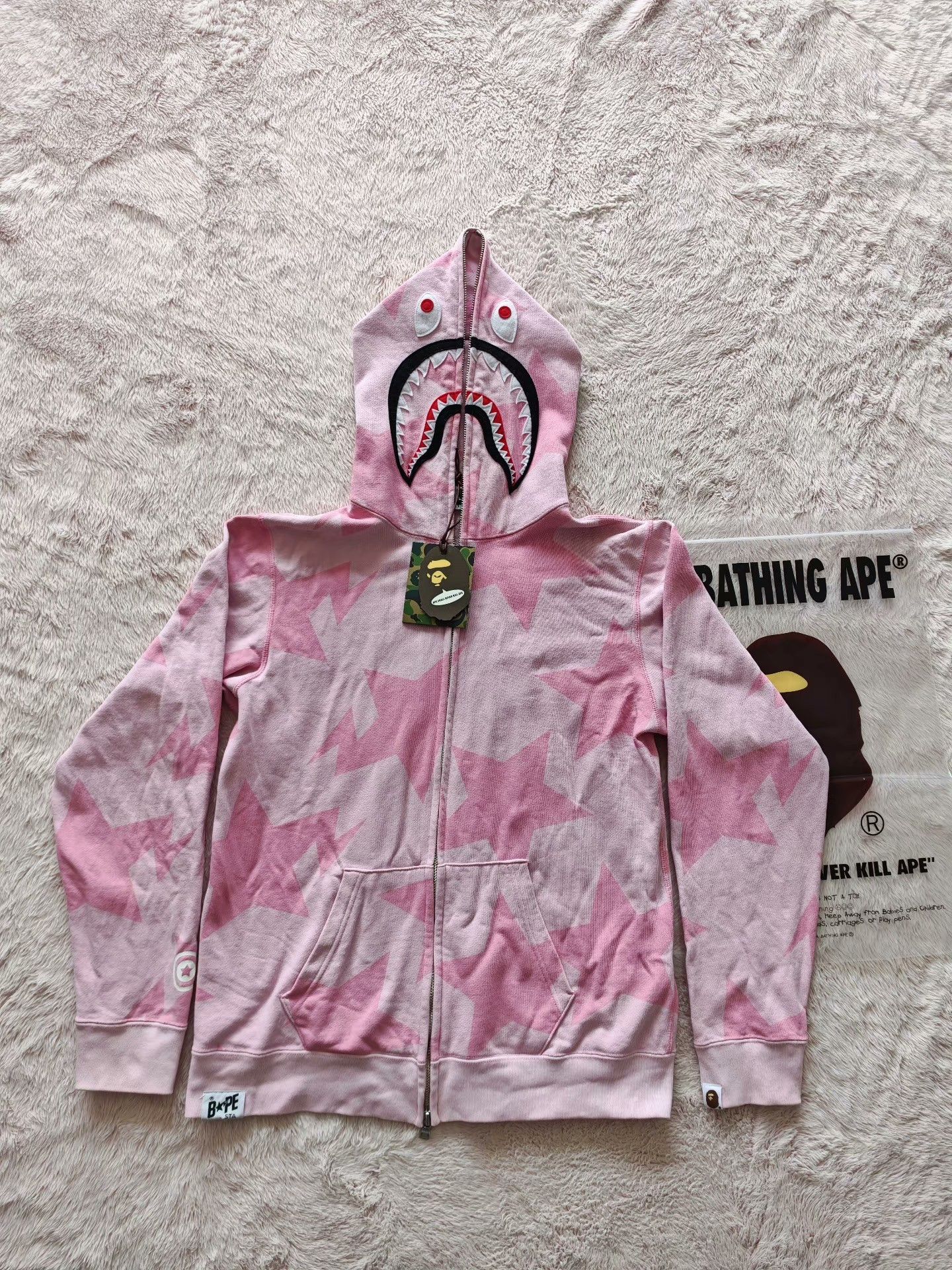 Bape Bape Pink Hoodie S Men Size US S / EU 44-46 / 1 - 1 Thumbnail