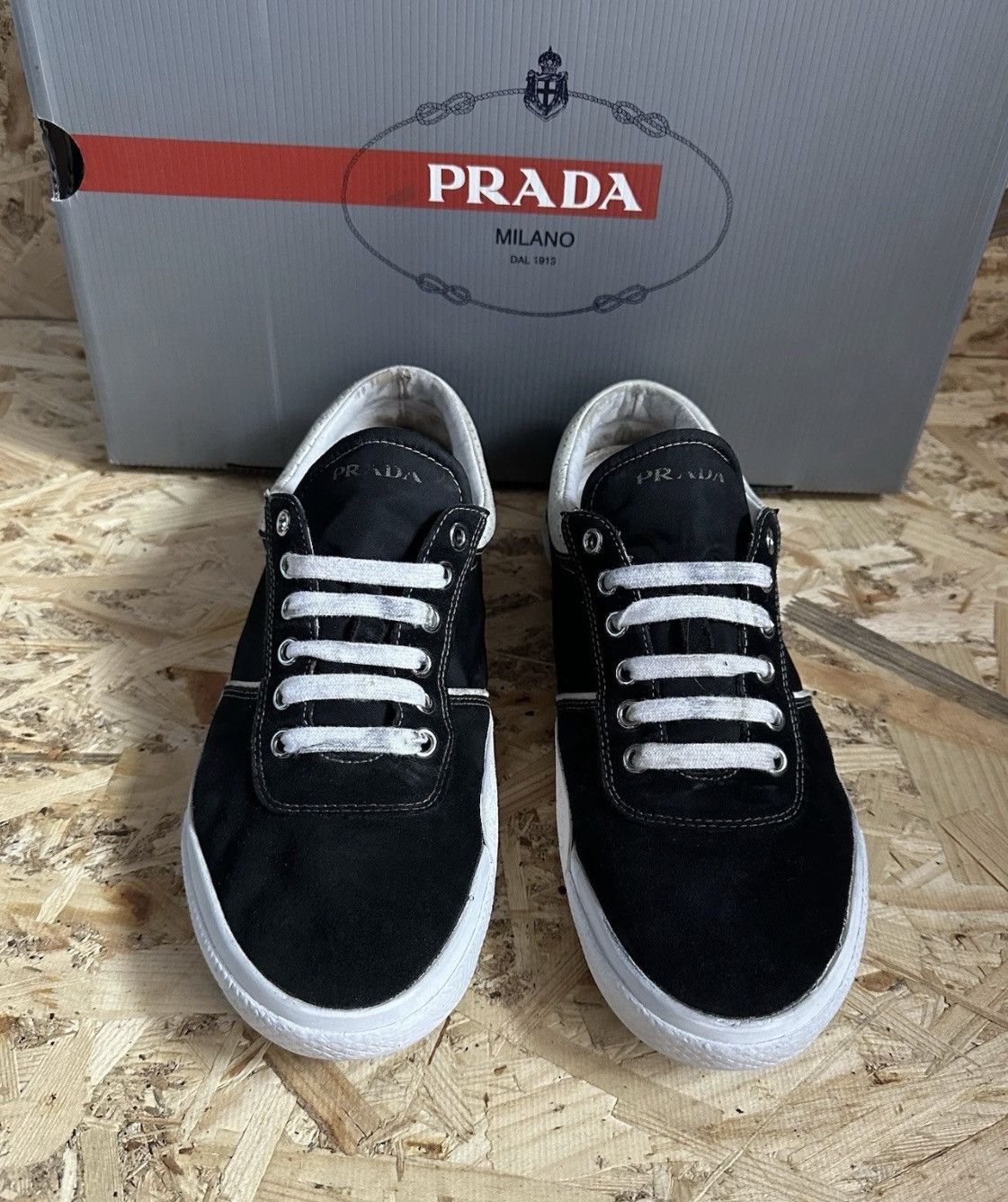 Prada Prada sneakers size 9,5 US Size US 9.5 / EU 42-43 - 2 Thumbnail