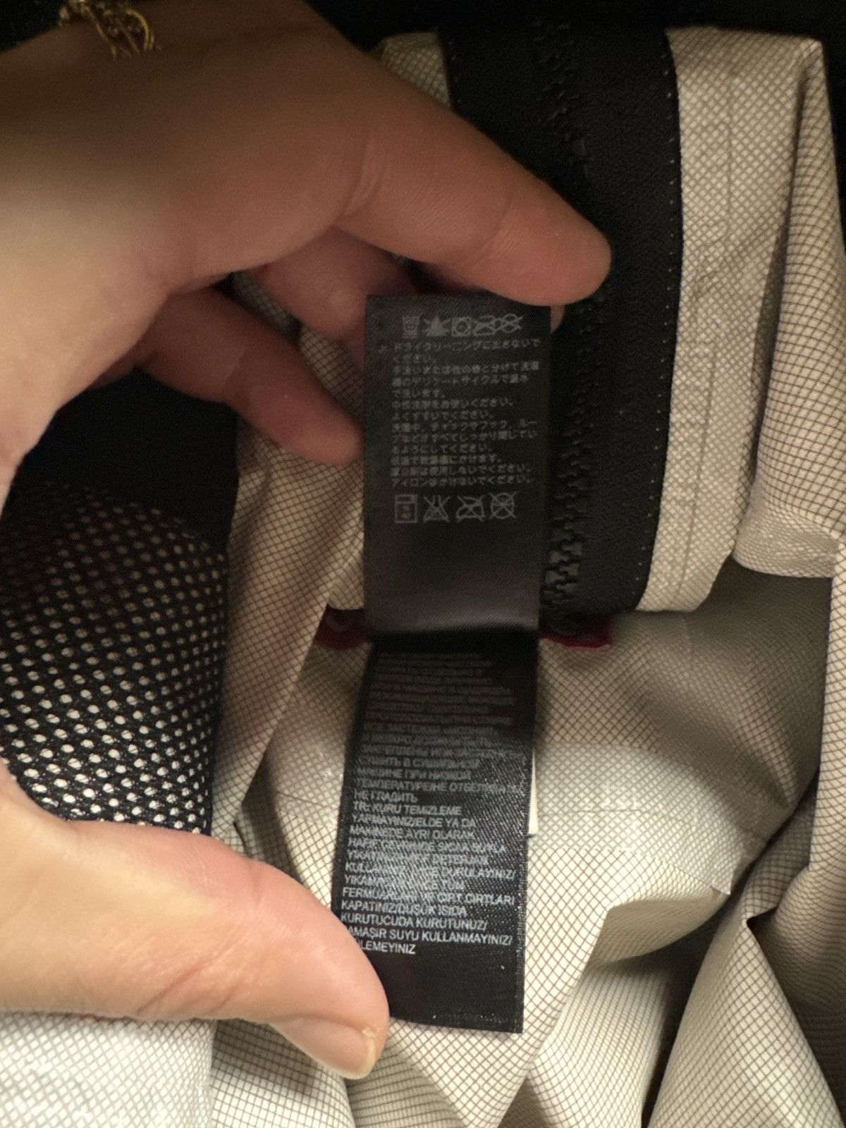 Supreme × The North Face Supreme Venture TNF Size US M / EU 48-50 / 2 - 6 Thumbnail