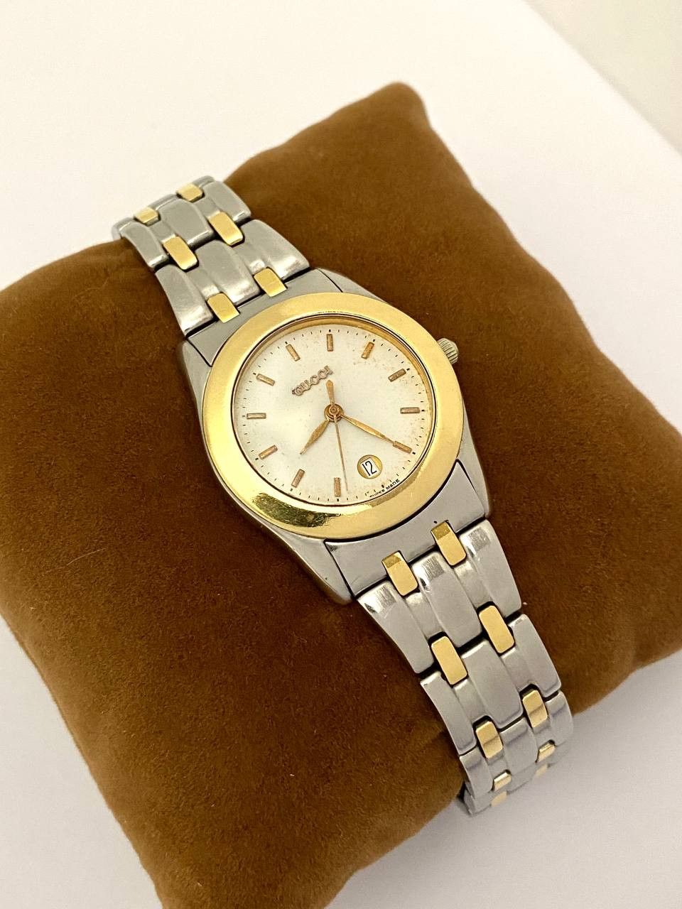 Gucci Gucci GG Logo Gold 18K Quartz Swiss 536 M Mens Wrist Watch Size ONE SIZE - 5 Thumbnail