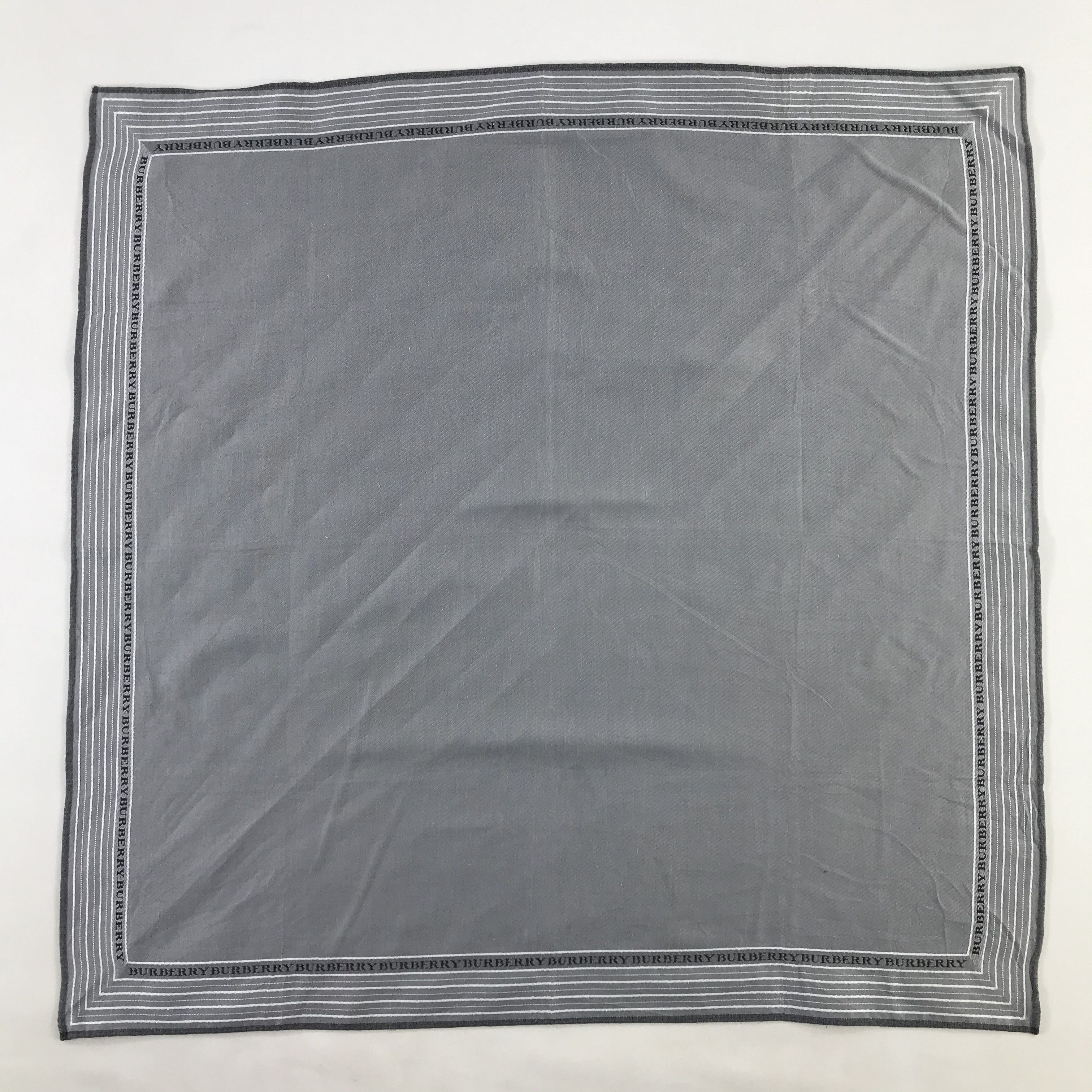 Burberry × Vintage Burberry Bandana / Handkerchief / Neckerchief - S1103 Size ONE SIZE - 1 Thumbnail