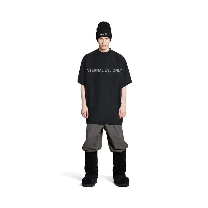 Balenciaga o1w1db10226 Internal Use Only Inside-Out T-Shirt Oversized Size US XXL / EU 58 / 5 - 3 Thumbnail