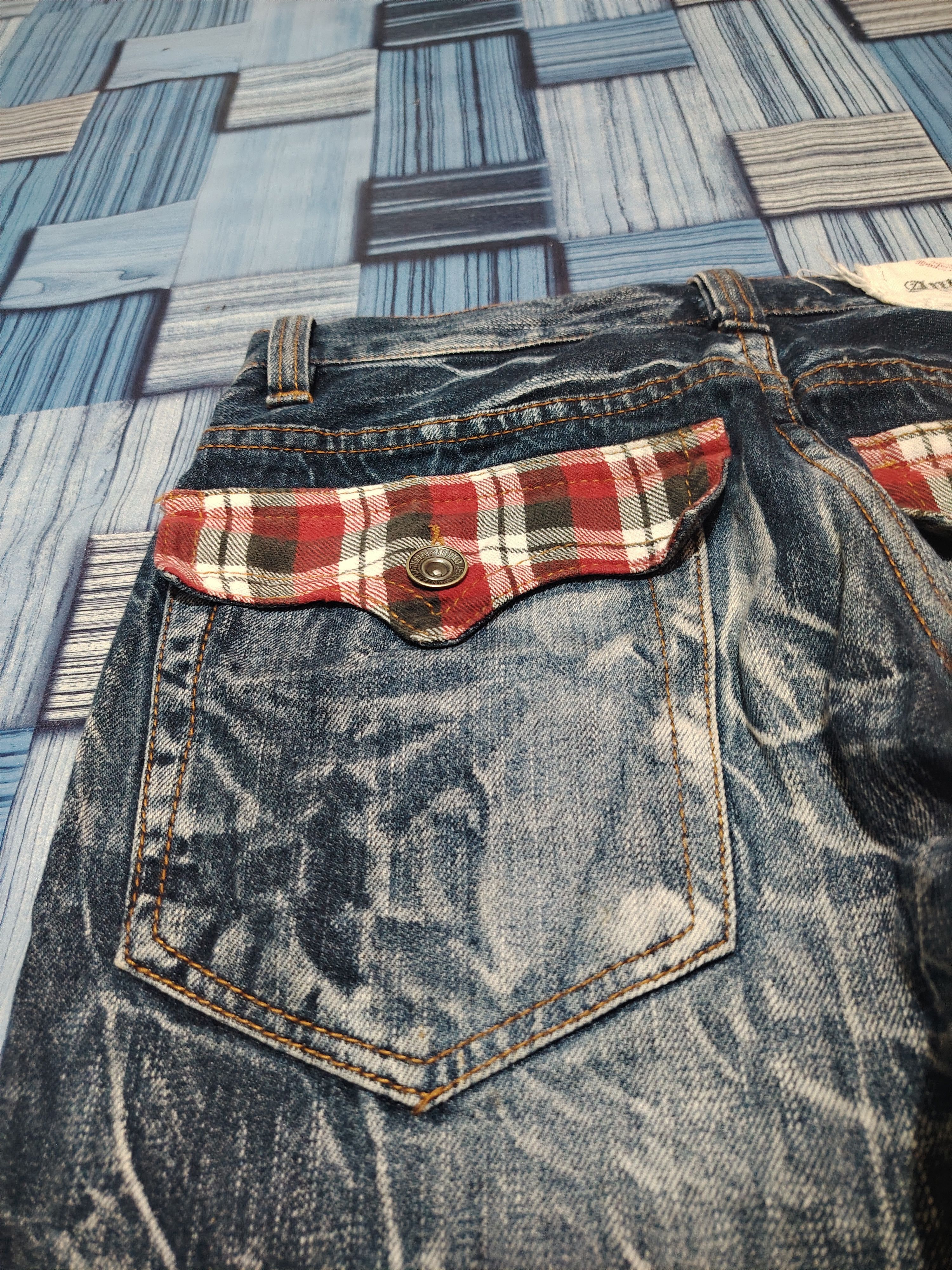 Who Decides War Japanese Antful Jeans Distressed Clawmark Flared Jeans Size US 29 - 14 Thumbnail