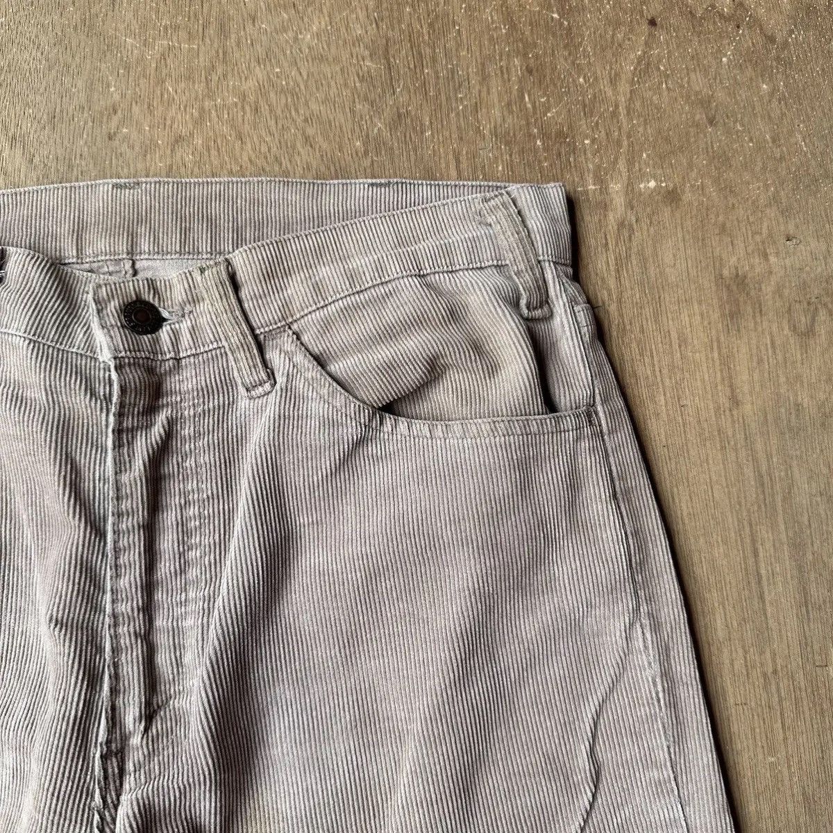 Levi's STEALS 💥 1980’s VINTAGE LEVI’S CORDUROY MADE IN USA PANT Size US 31 - 4 Thumbnail