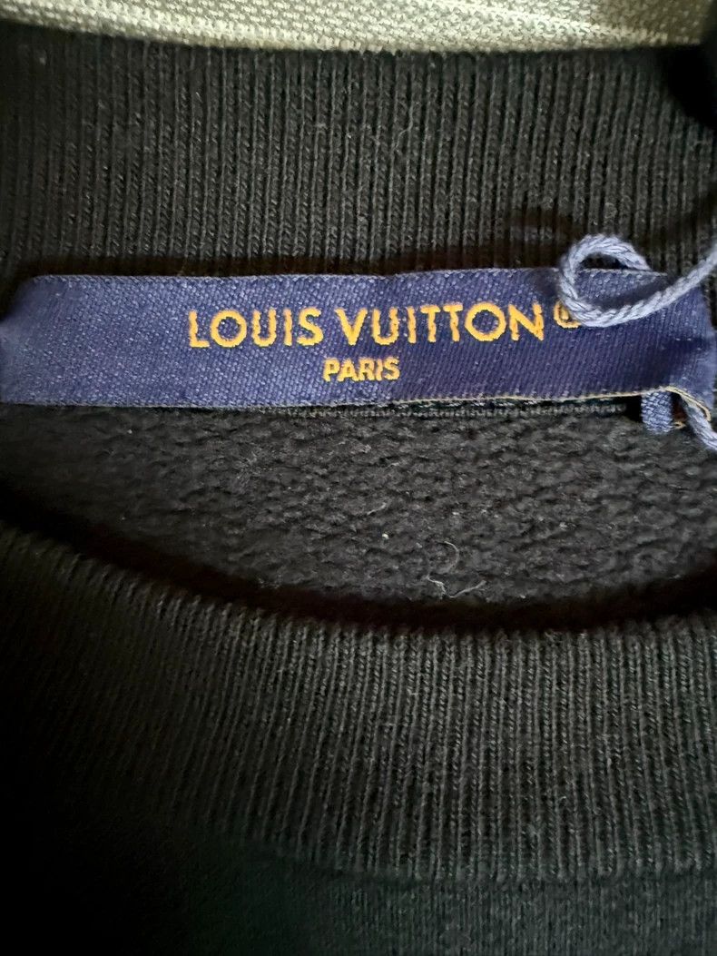 Louis Vuitton Louis Vuitton Black Embroidered Hammer Sweater Long Sleeve Size US L / EU 52-54 / 3 - 3 Thumbnail