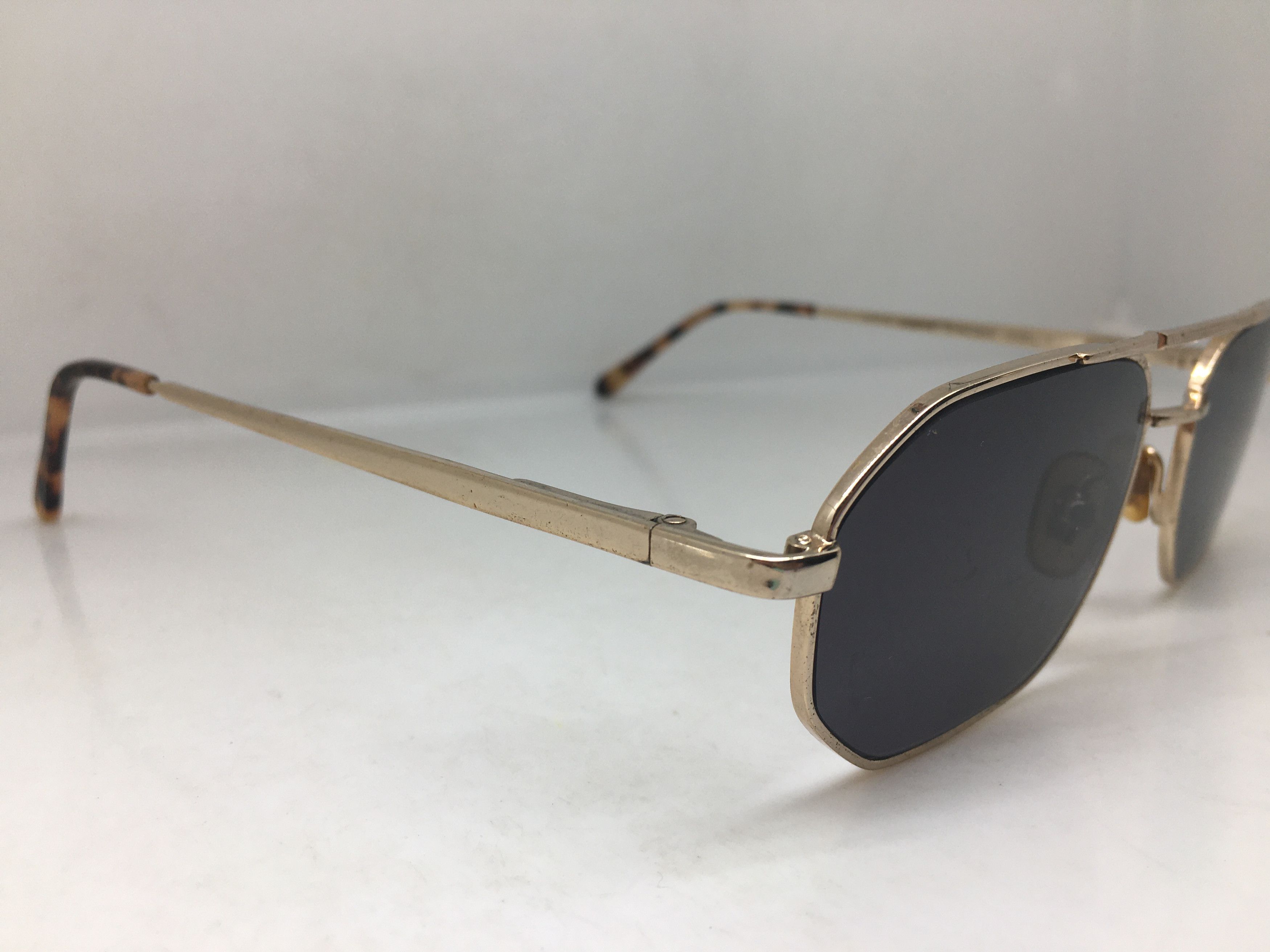 DKNY Dnky Mod 9606 Gold Sunglasses Frame Made in Italy Size ONE SIZE - 2 Thumbnail
