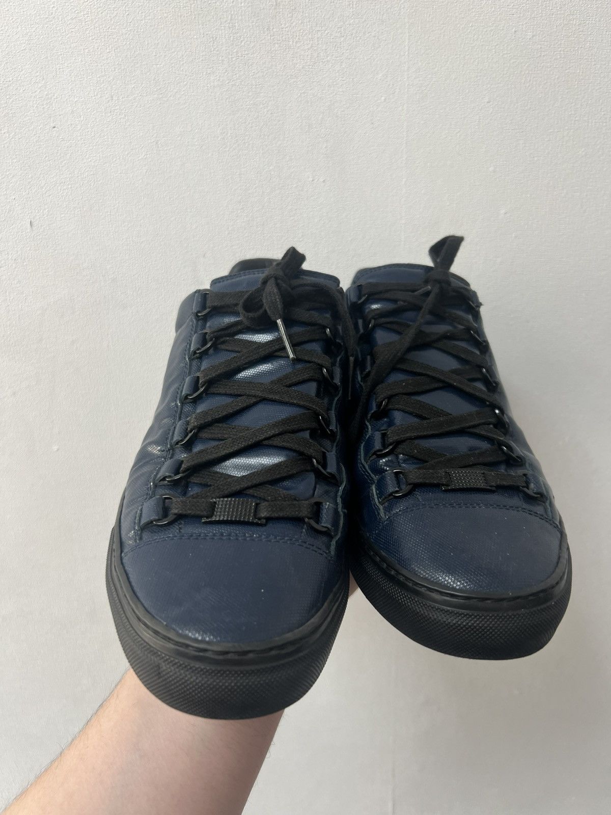 Balenciaga Balenciaga Arena Low Navy Blue Cracked Leather Sneakers Size US 8 / EU 41 - 5 Thumbnail