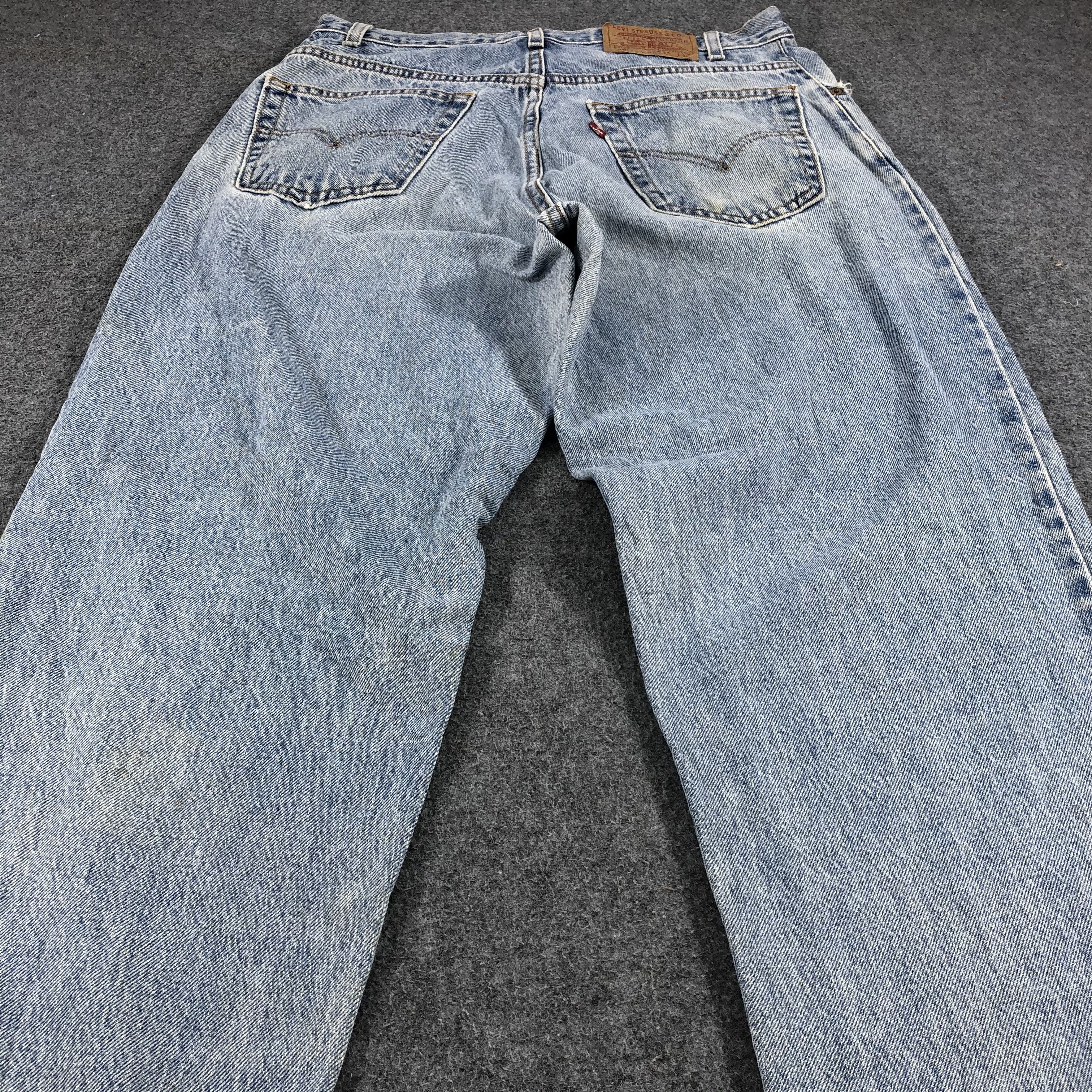 Levi's × Vintage Light Washed Vintage Levis 560 Jeans Baggy Denim-J1031 Size US 34 / EU 50 - 4 Thumbnail