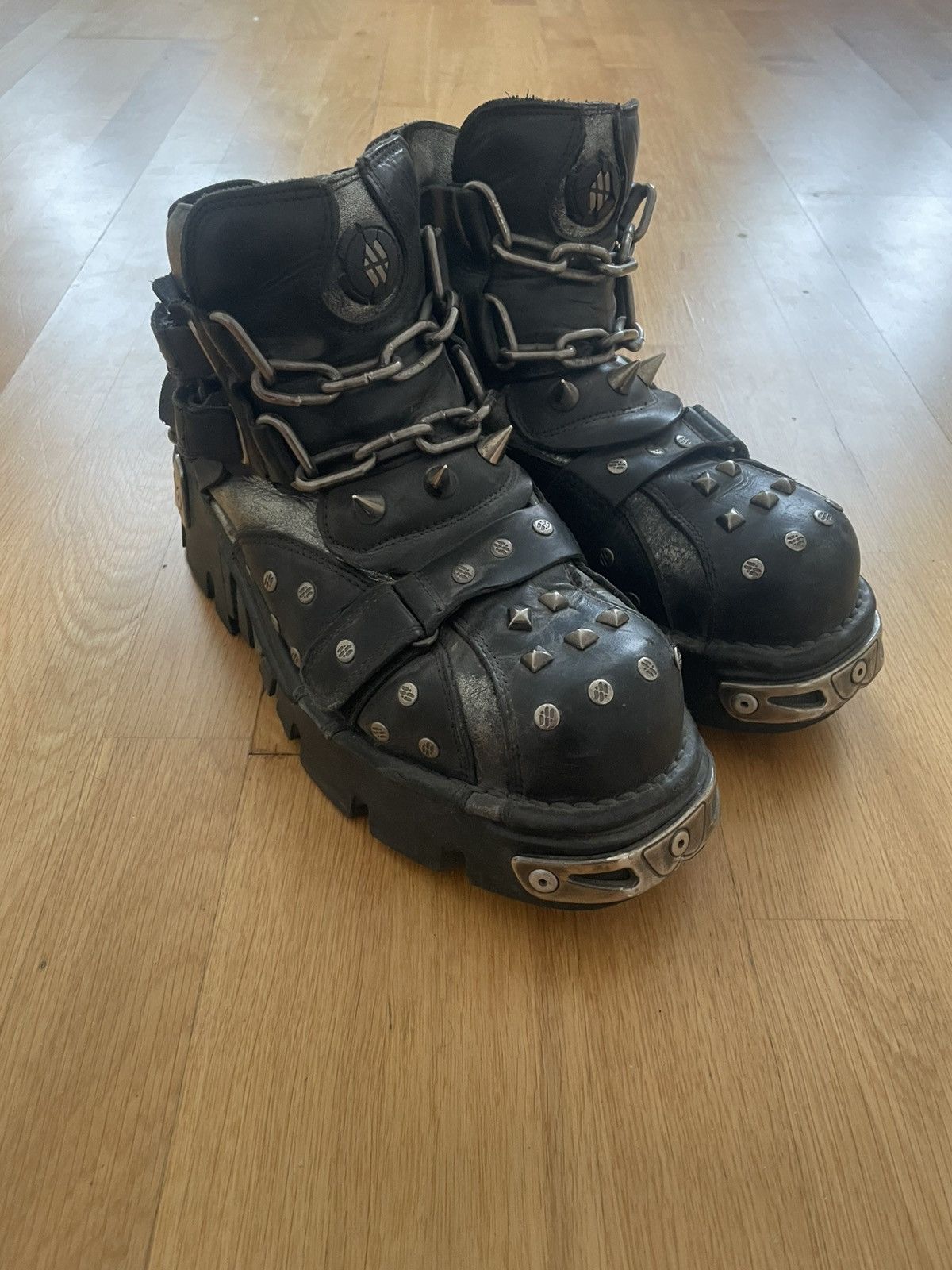 New Rock Spikes New Rock Size US 10 / EU 43 - 5 Thumbnail